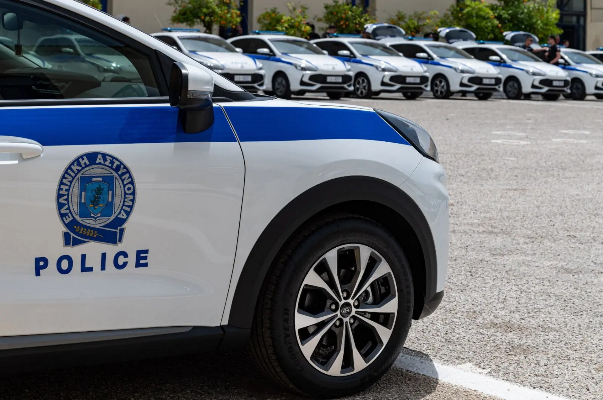 Τα νέα περιπολικά της Αστυνομίας 125 και 195 ίππων - Τα έκανε δώρο μεγάλη εταιρεία