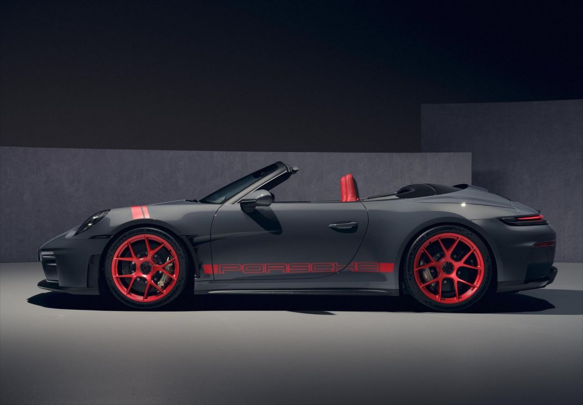 Ήρθε Ελλάδα η Porsche των 425.630 ευρώ – Και είναι εκπληκτική