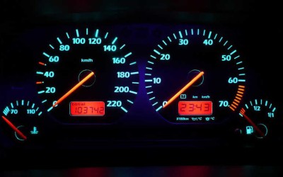 20.000 αυτοκίνητα είχαν γυρισμένα χιλιόμετρα - Σε μία από τις πιο πλούσιες χώρες του κόσμου! 