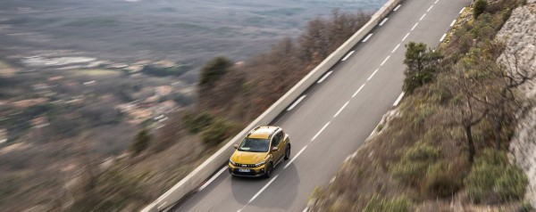Άπιαστο το Dacia των 15.950 ευρώ - Κέρδισε όλα τα αυτοκίνητα στην Ευρώπη