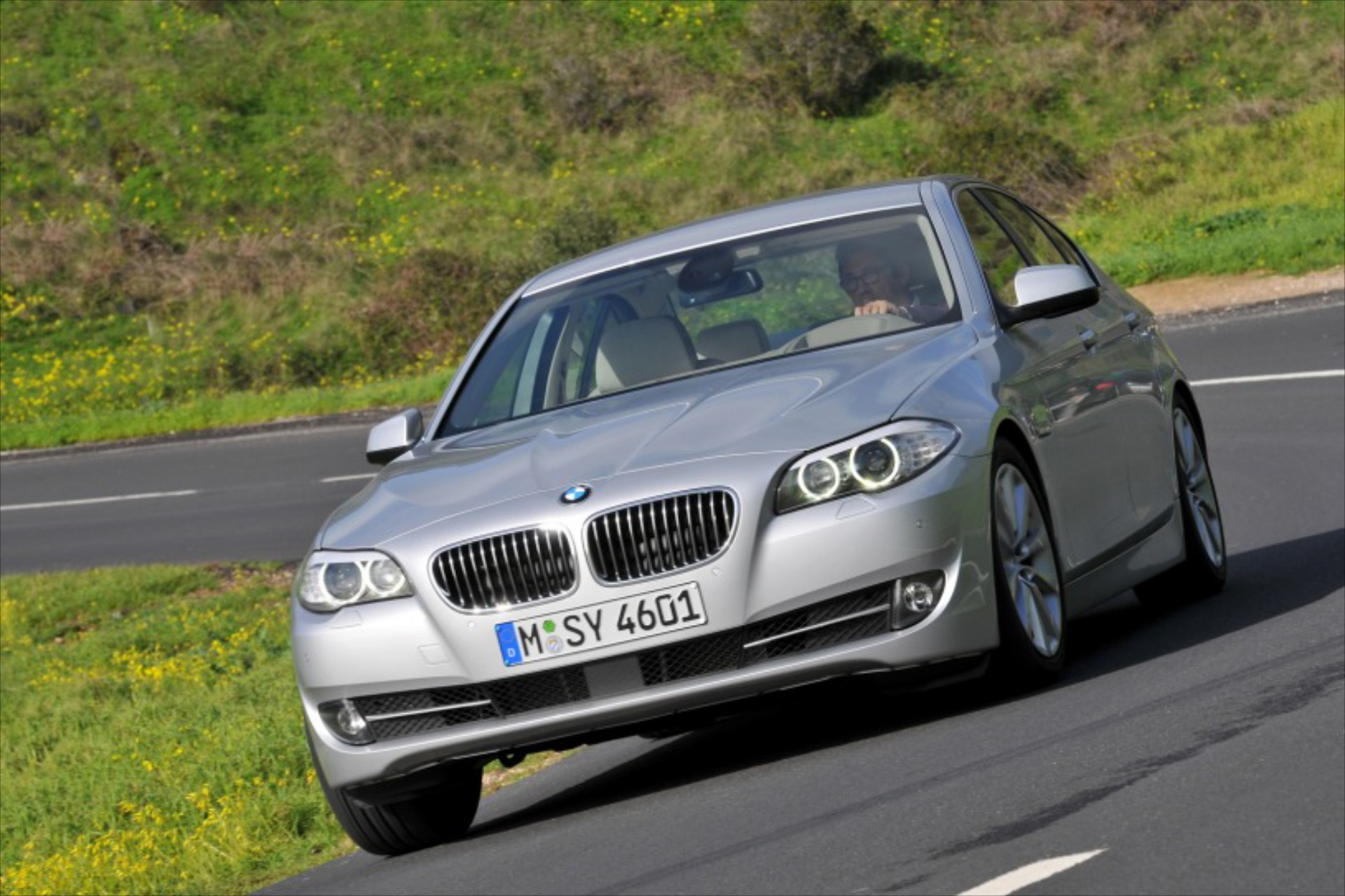 BMW: Νέες εκδόσεις για την 5αρα