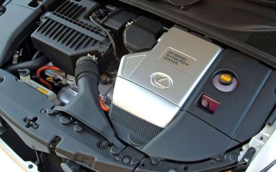 H Lexus ανακαλεί 110.000 υβριδικά