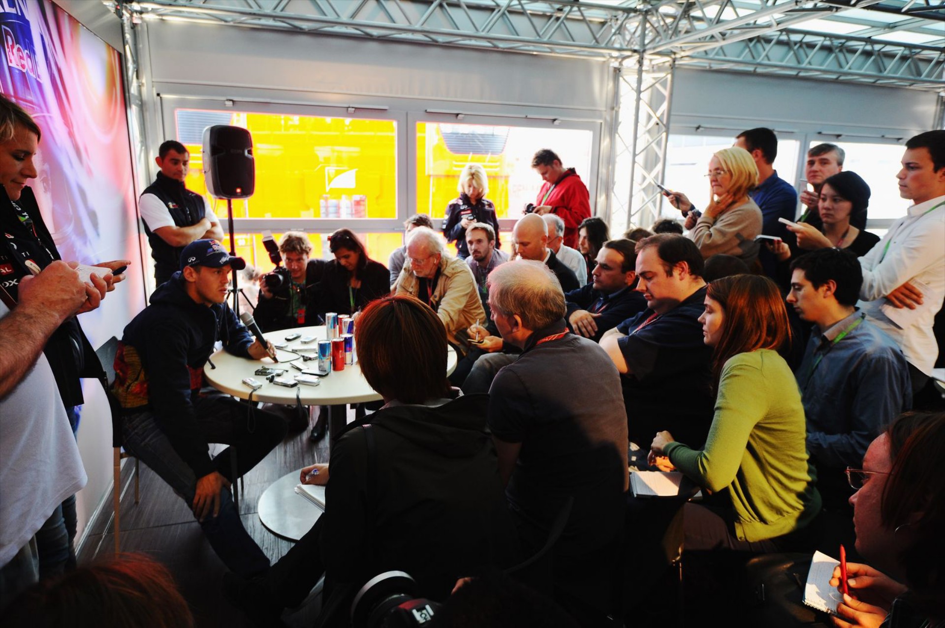 F1: Γρήγορη αντίδραση από την Red Bull περιμένει ο Vettel