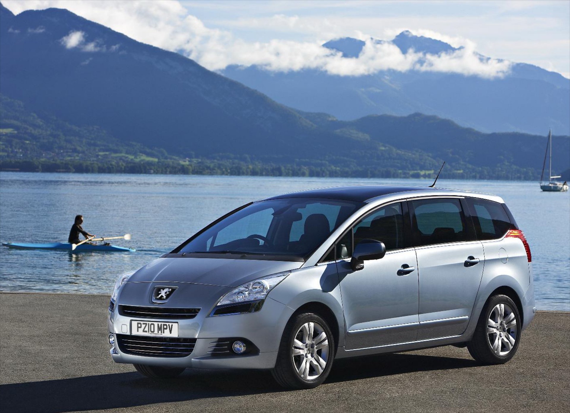 Ανάκληση Peugeot 5008