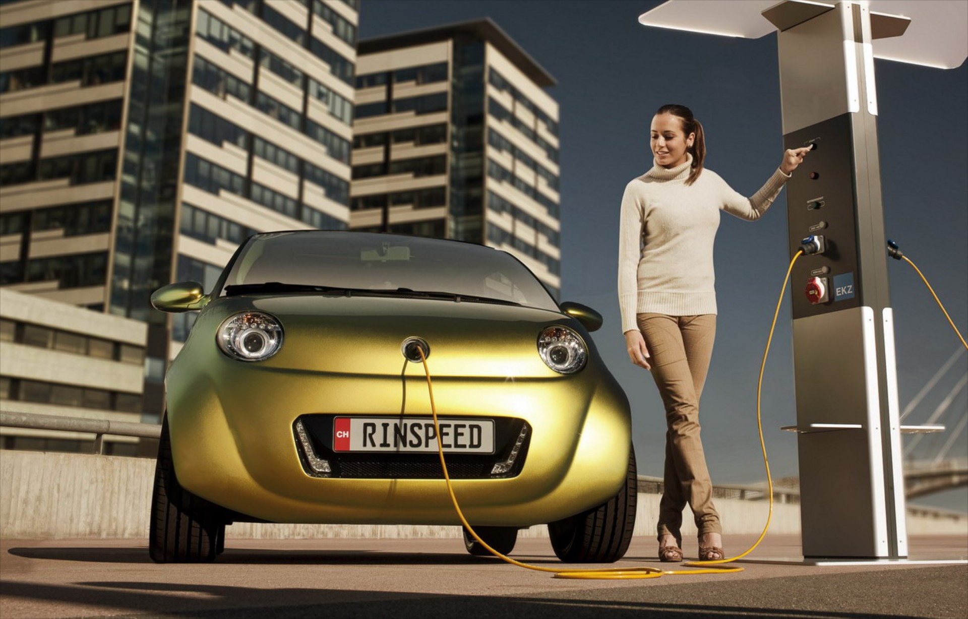 ΥΠΕΚΑ: Επιτροπή για τα ηλεκτρικά αυτοκίνητα