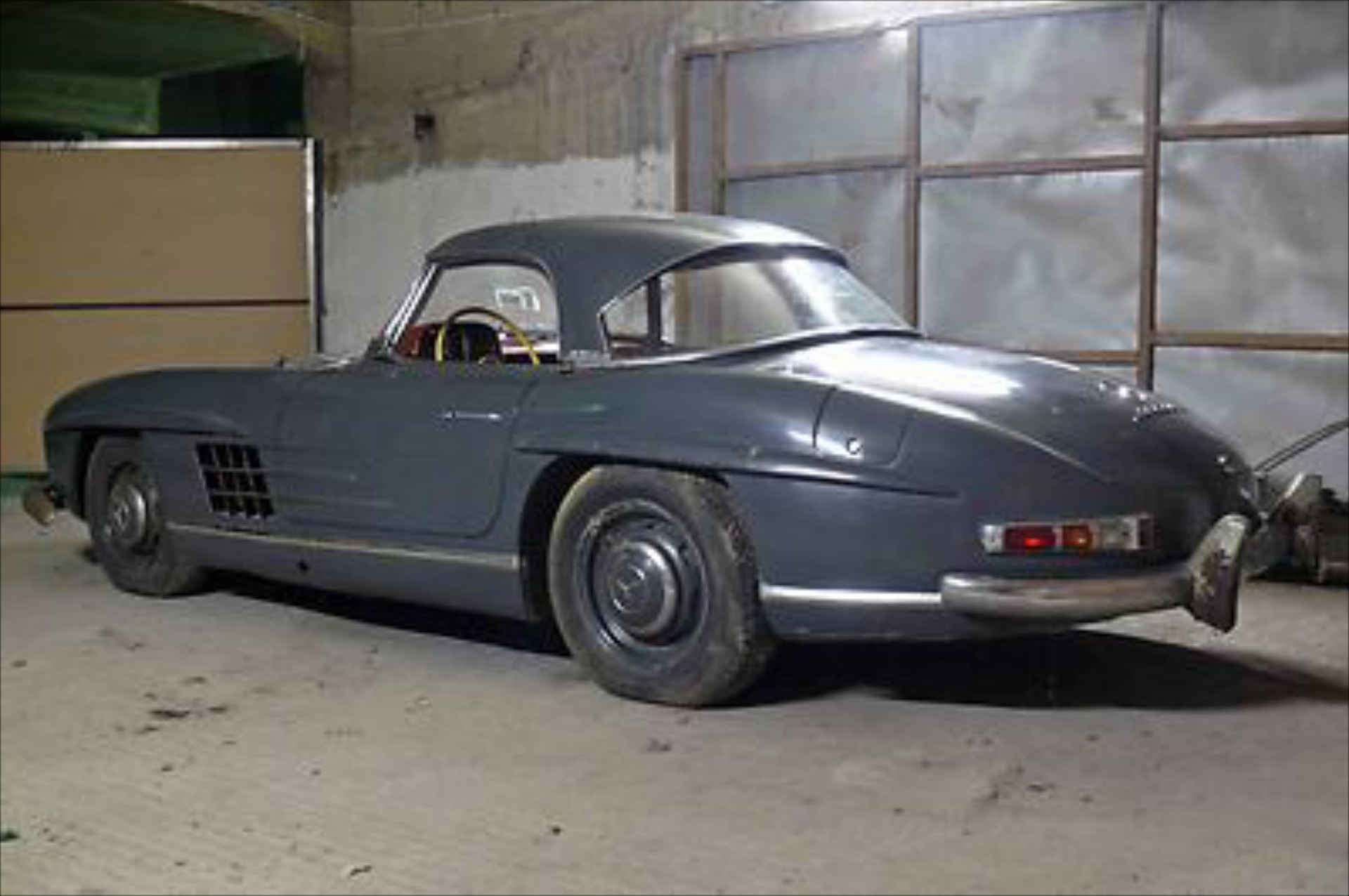 Ξεχασμένη Mercedes 300SL Roadster στην Ελλάδα