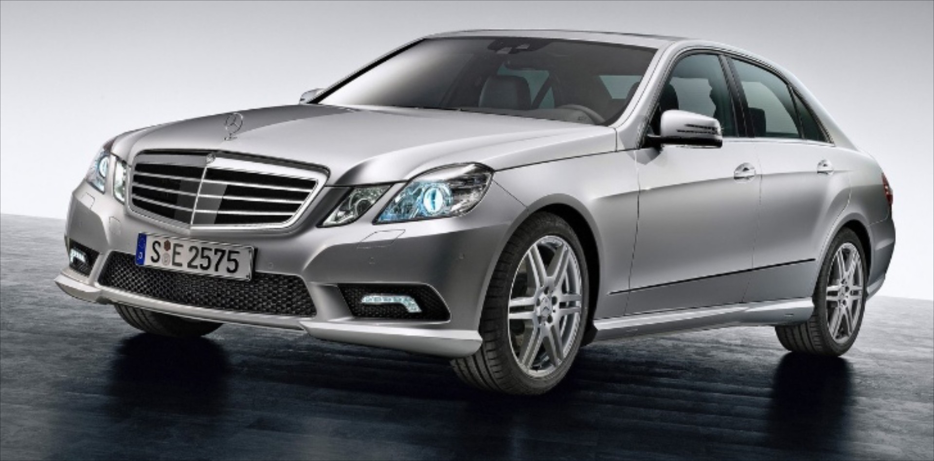 Mercedes E Class Superlight
