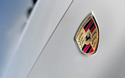 Τριακόσιες θέσεις εργασίας στην Porsche


