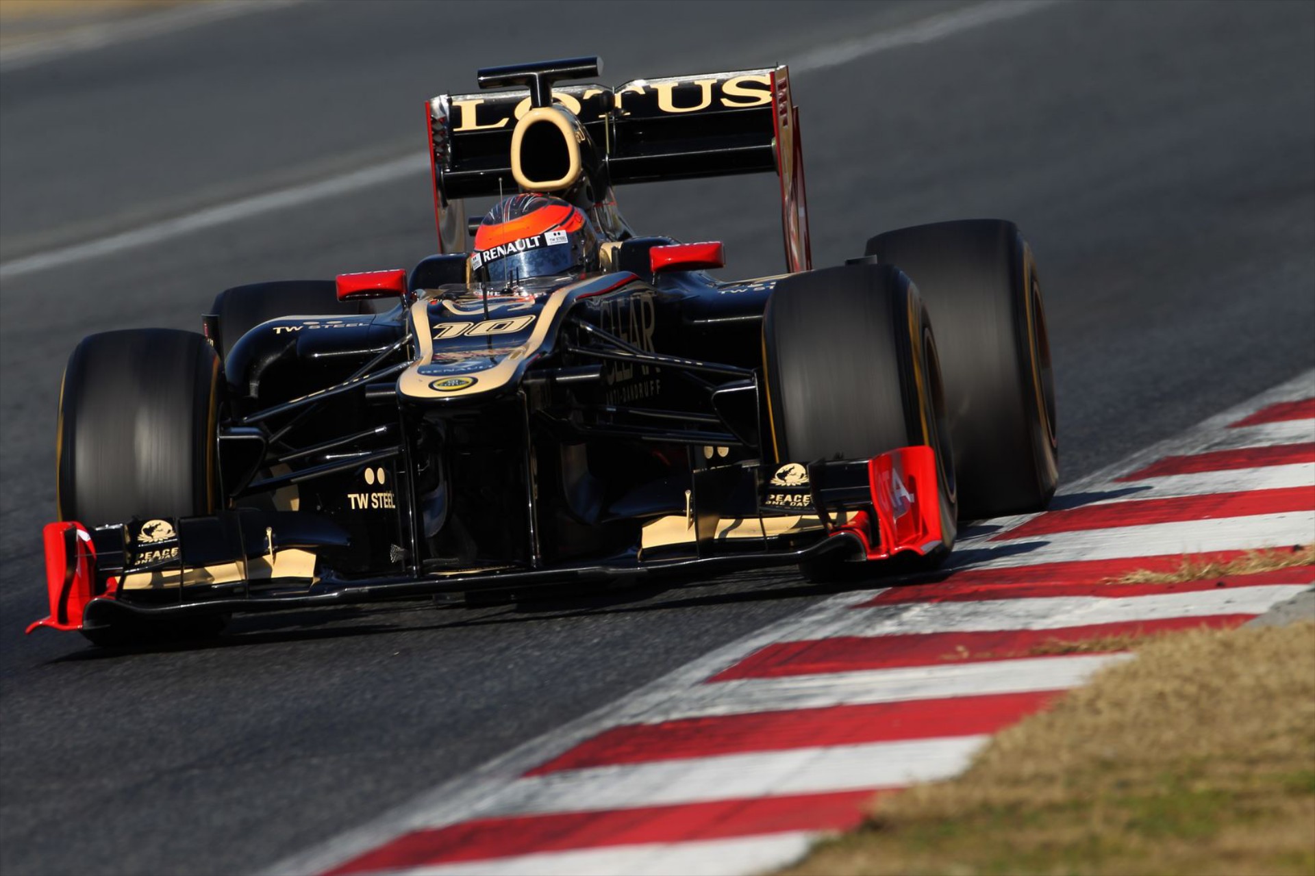 F1: Συνεχίζονται οι δοκιμές με ταχύτερο πάλι τον Grosjean