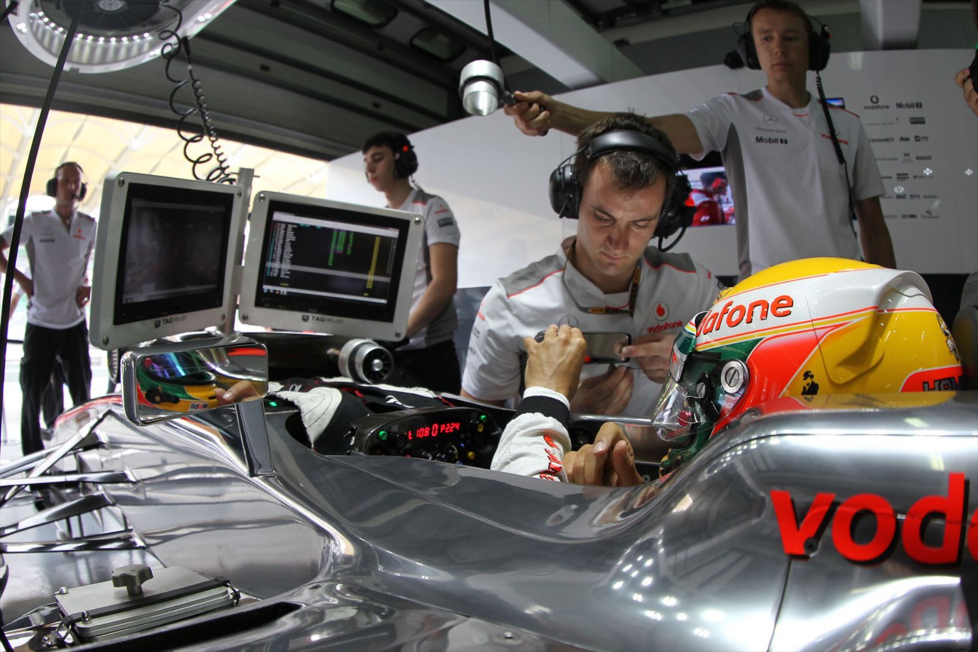 F1: Pole position για τον Hamilton