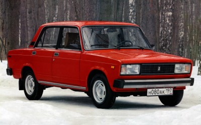 Lada 2105: Το αυτοκίνητο που κίνησε τη Ρωσία - και όχι μόνο!