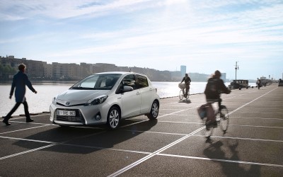 Toyota Yaris Hybrid από 17.500€