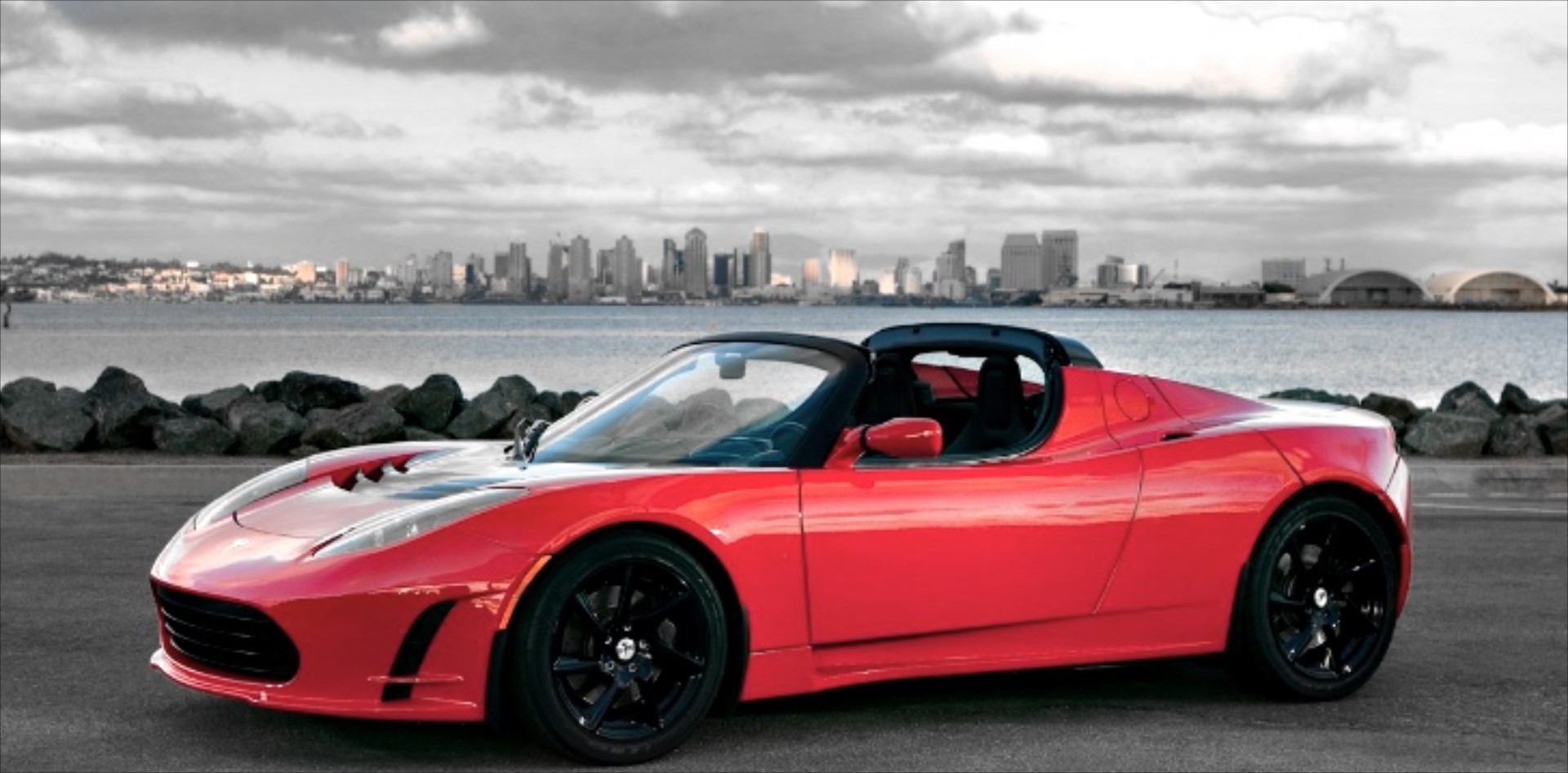 Tesla supercar έρχεται το 2017