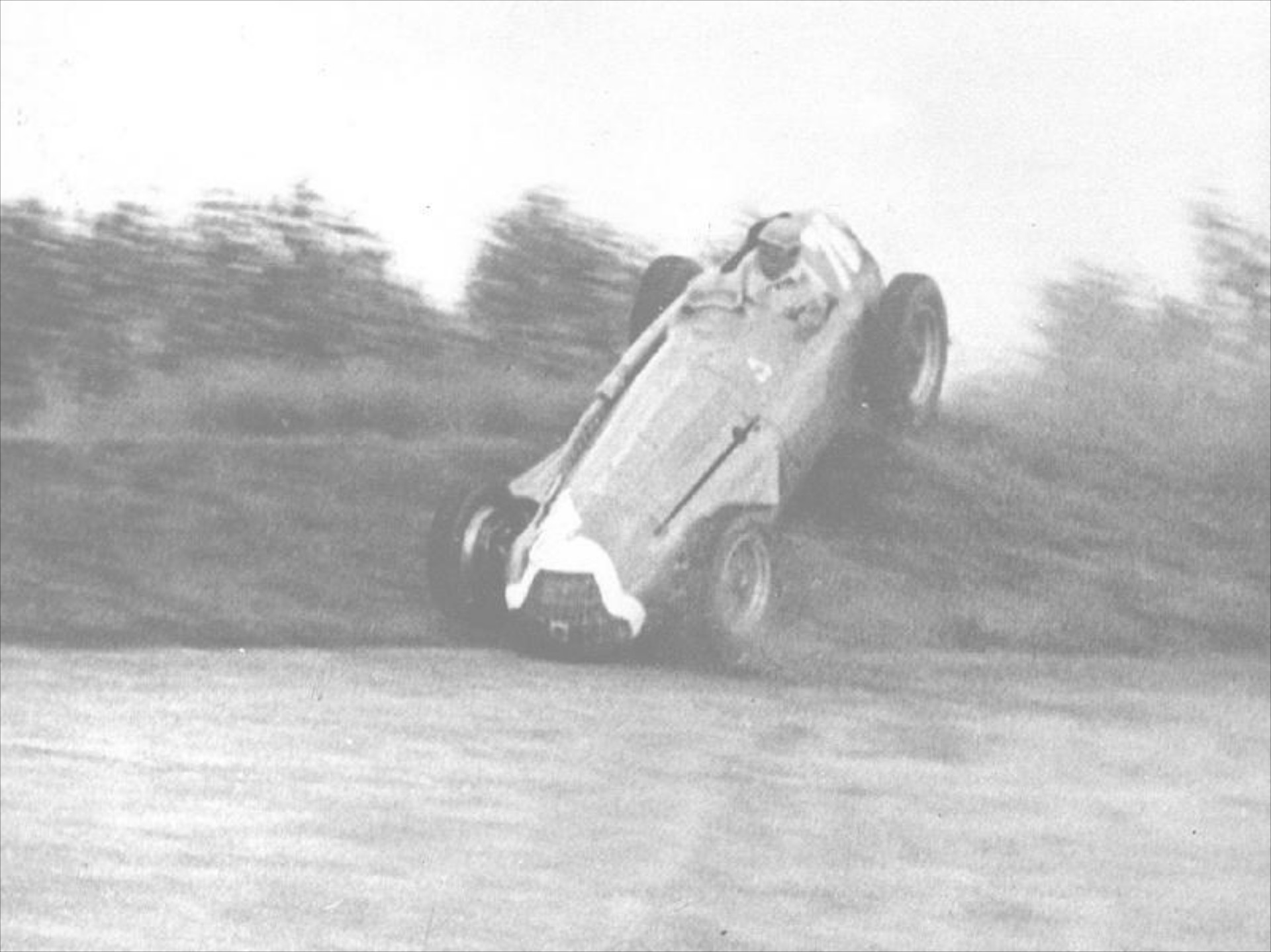 Paul Pietsch (1911-2012)