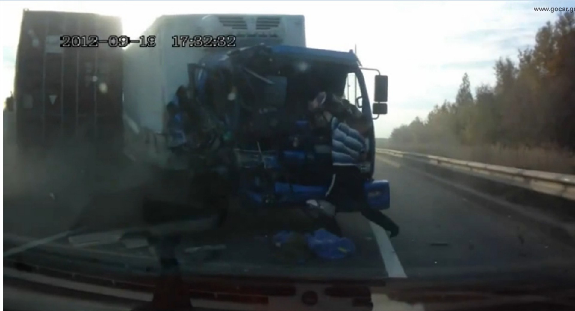 Video: Οδηγός κασκαντέρ στη Ρωσία

