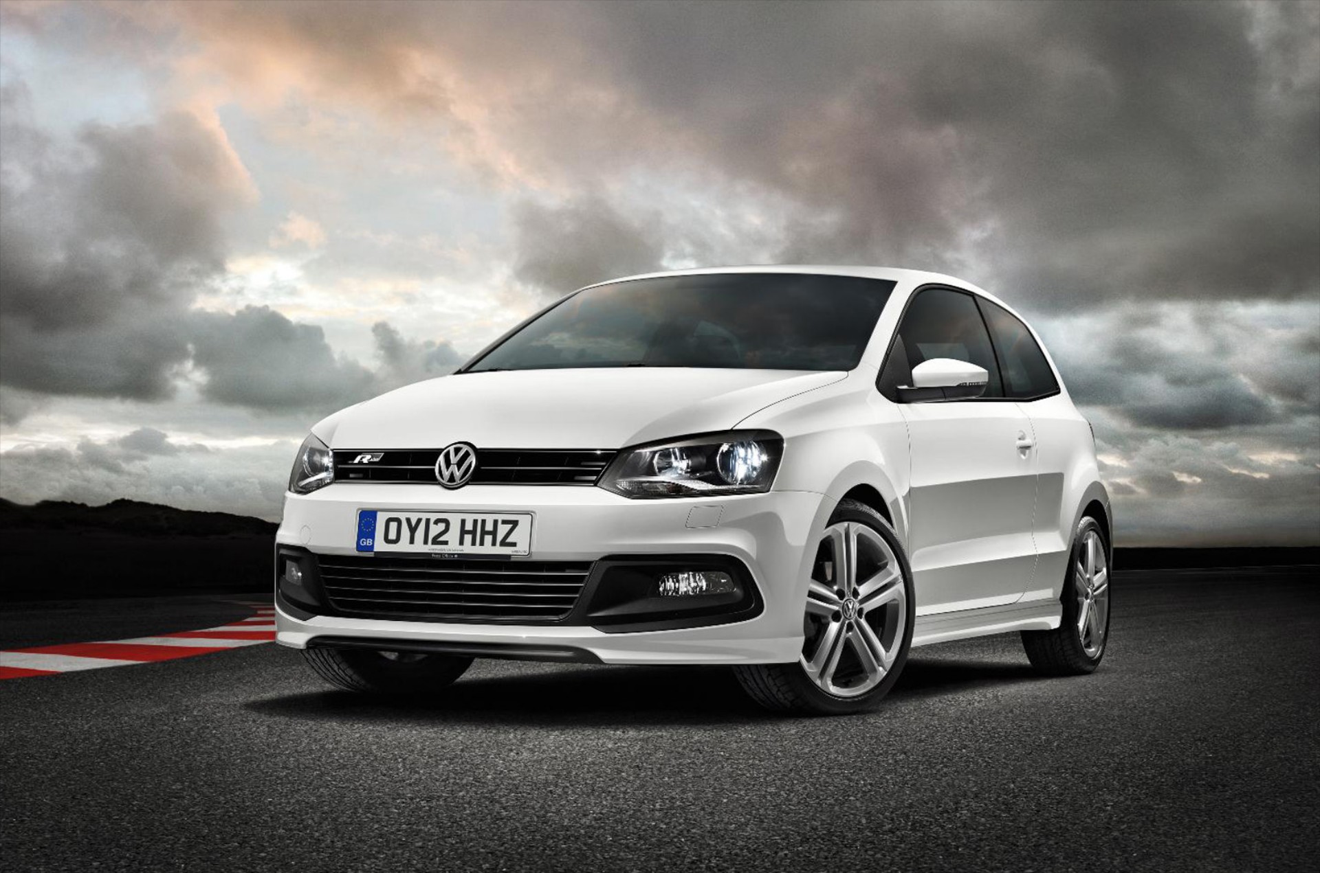 VW Polo - Νέες εκδόσεις Match και R-Line