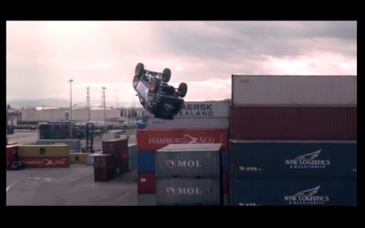 H Mini επιχειρεί άλμα 360 μοιρών (video)