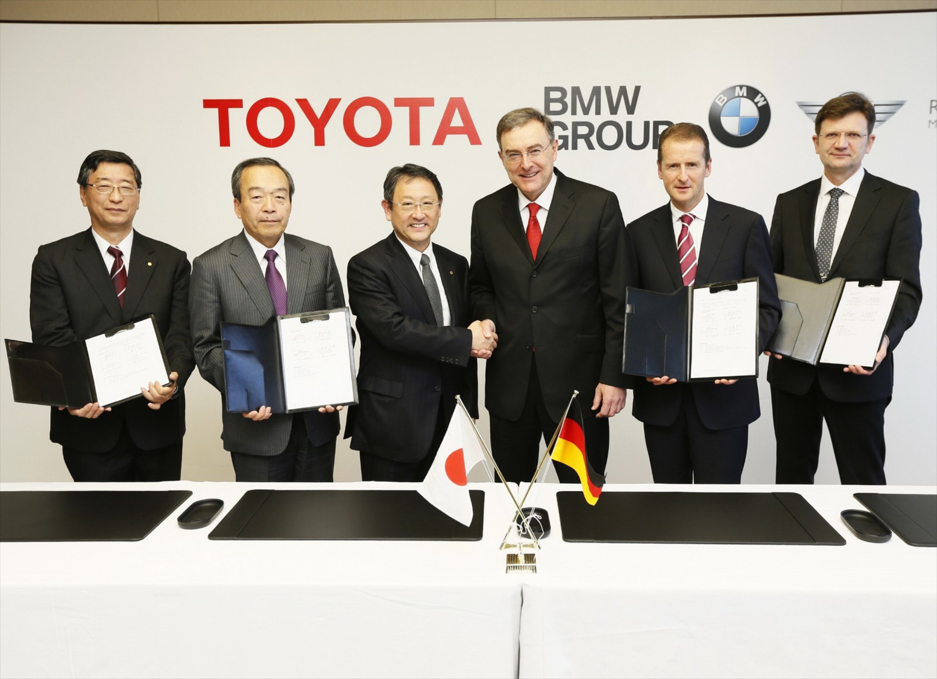 BMW - Toyota: Νέο σπορ μοντέλο & green τεχνολογίες