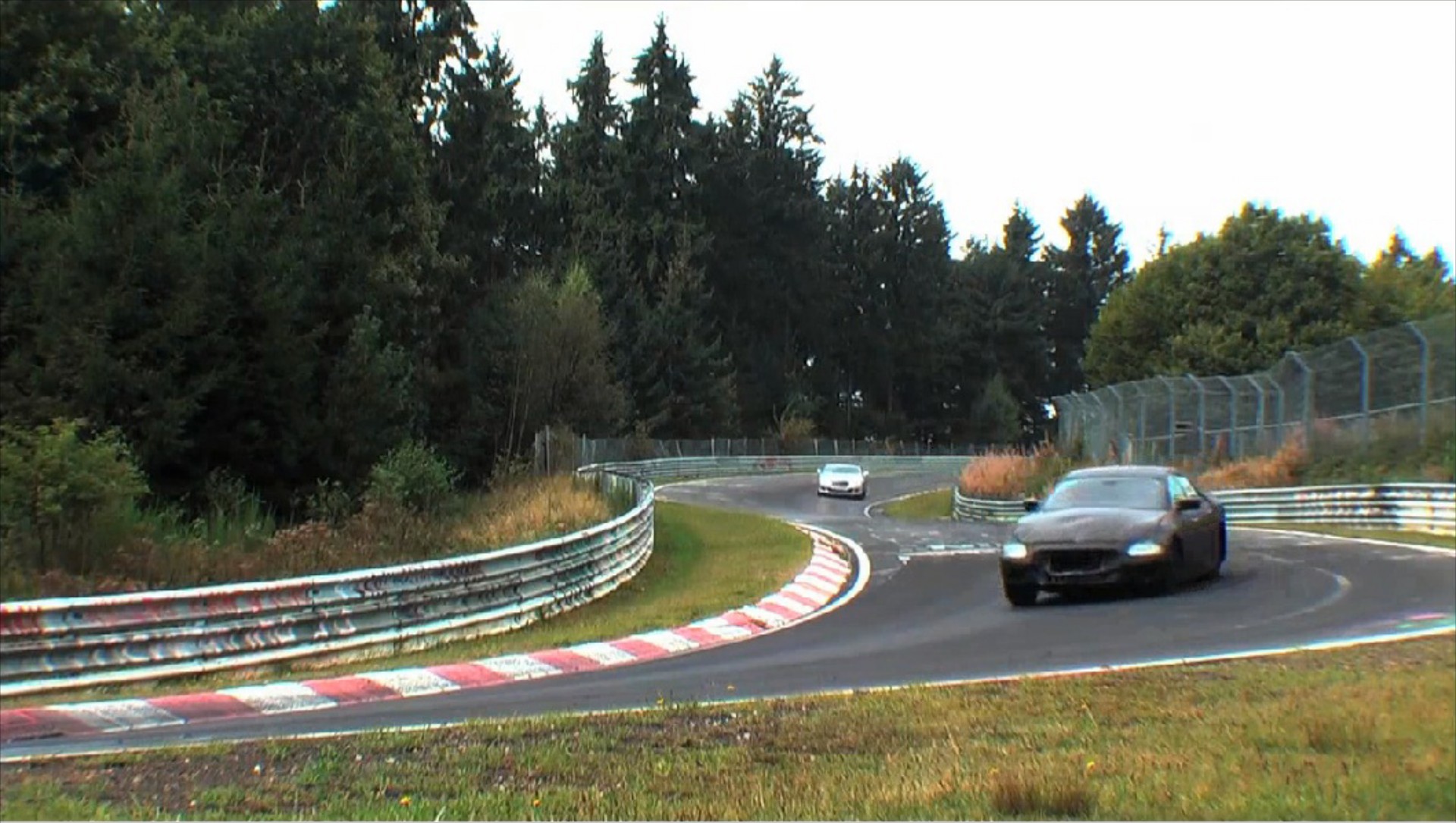 Δοκιμές στο Ring για τη νέα Maserati Quattroporte

