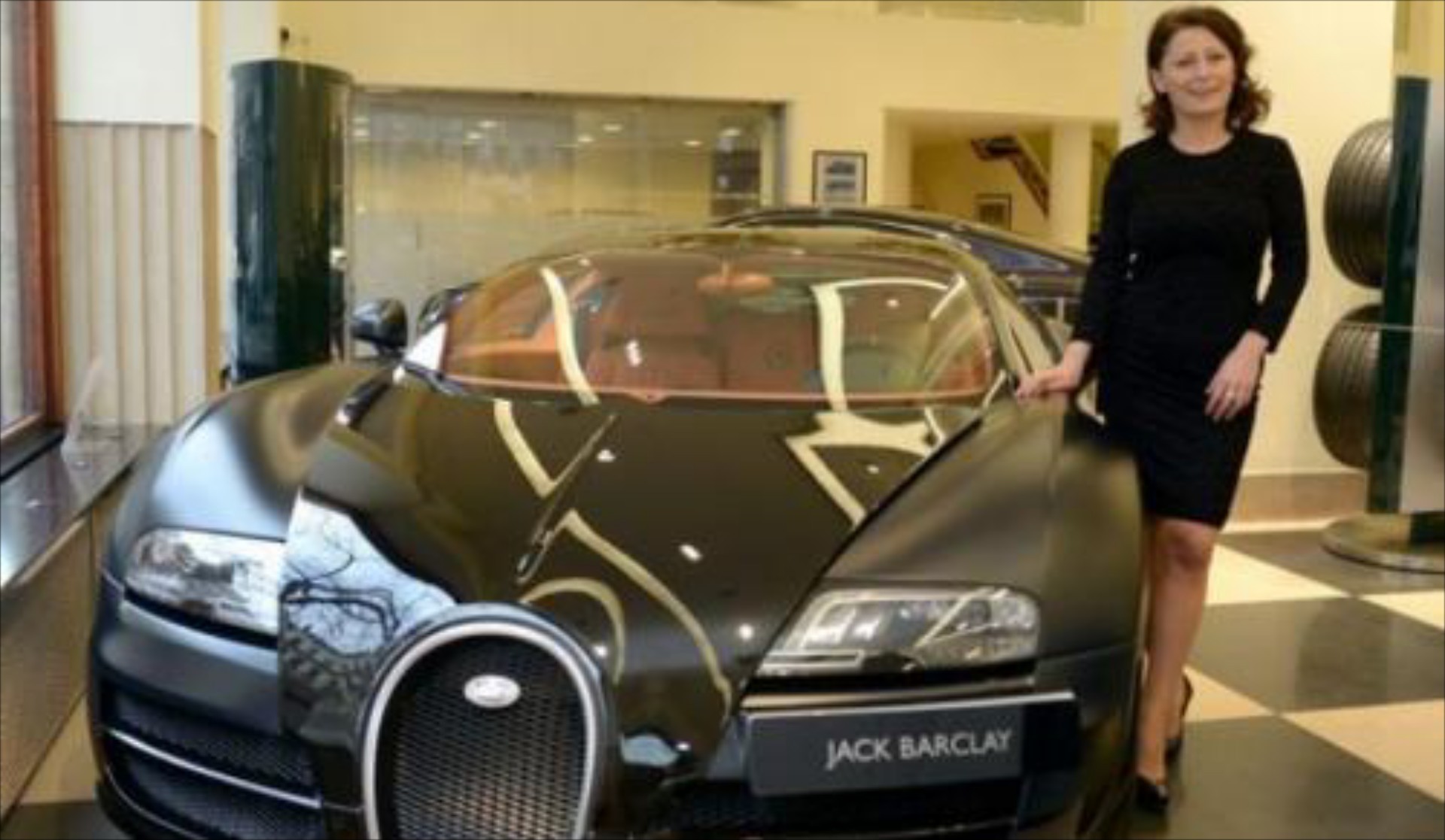 Πωλήτρια πούλησε 11 Veyron αξίας 15 εκ. ευρώ σε ένα χρόνο