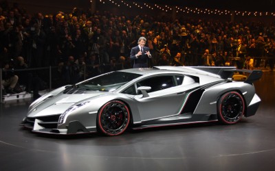 Νέα Lamborghini Veneno
