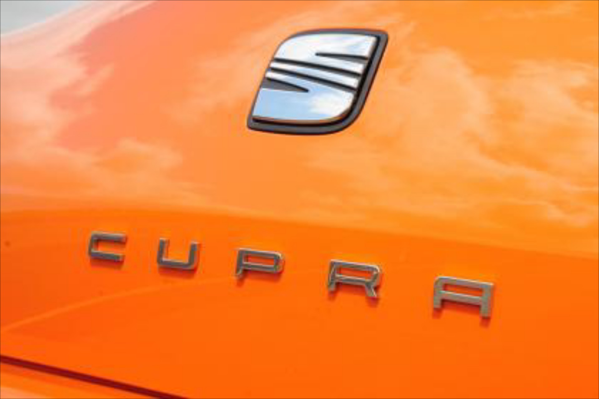 Seat Leon Cupra με 265 ίππους