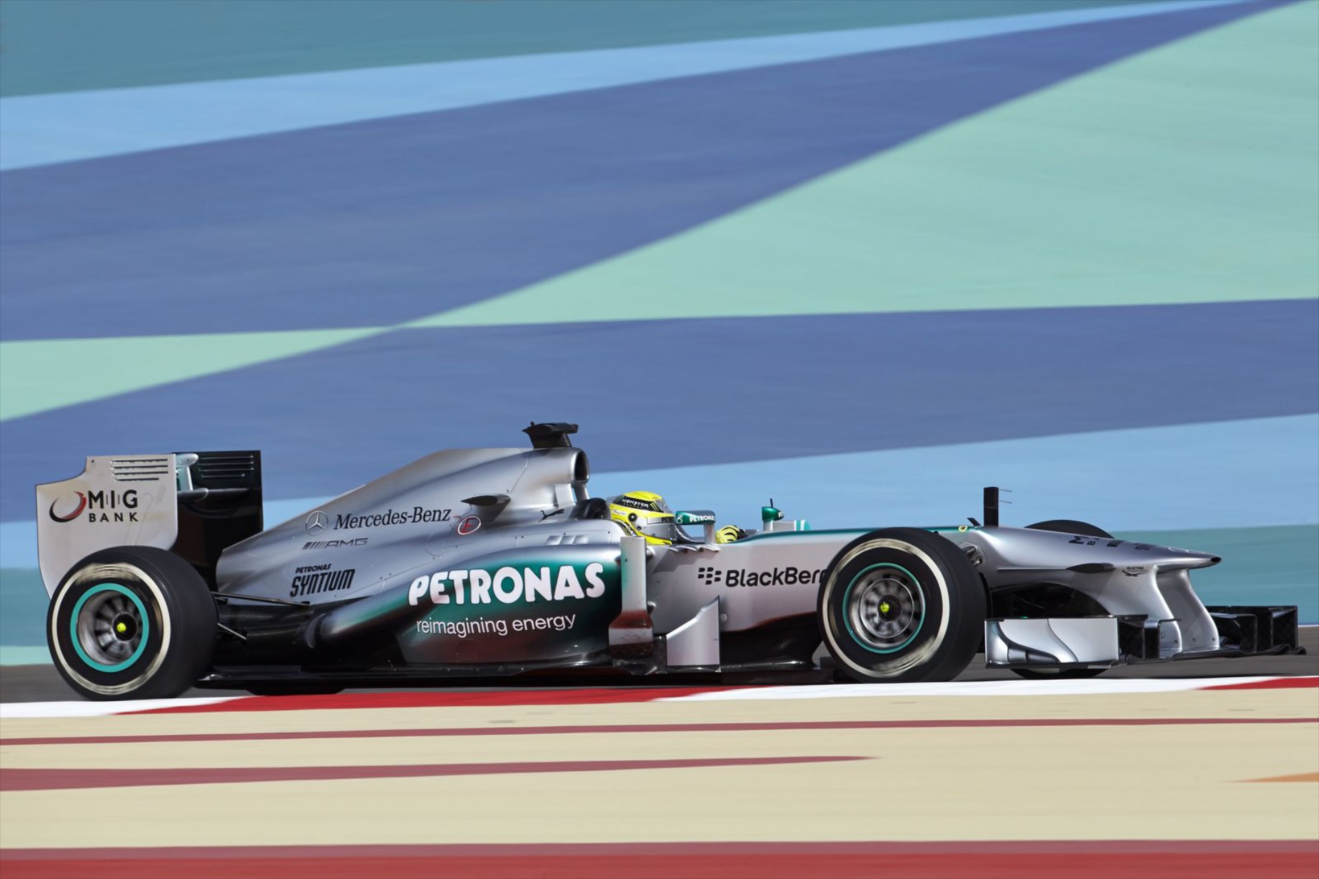 Η Pole position στον Rosberg