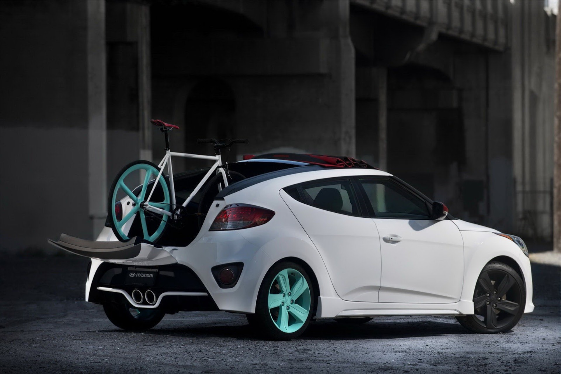 Hyundai Veloster C3 Roll Top Concept