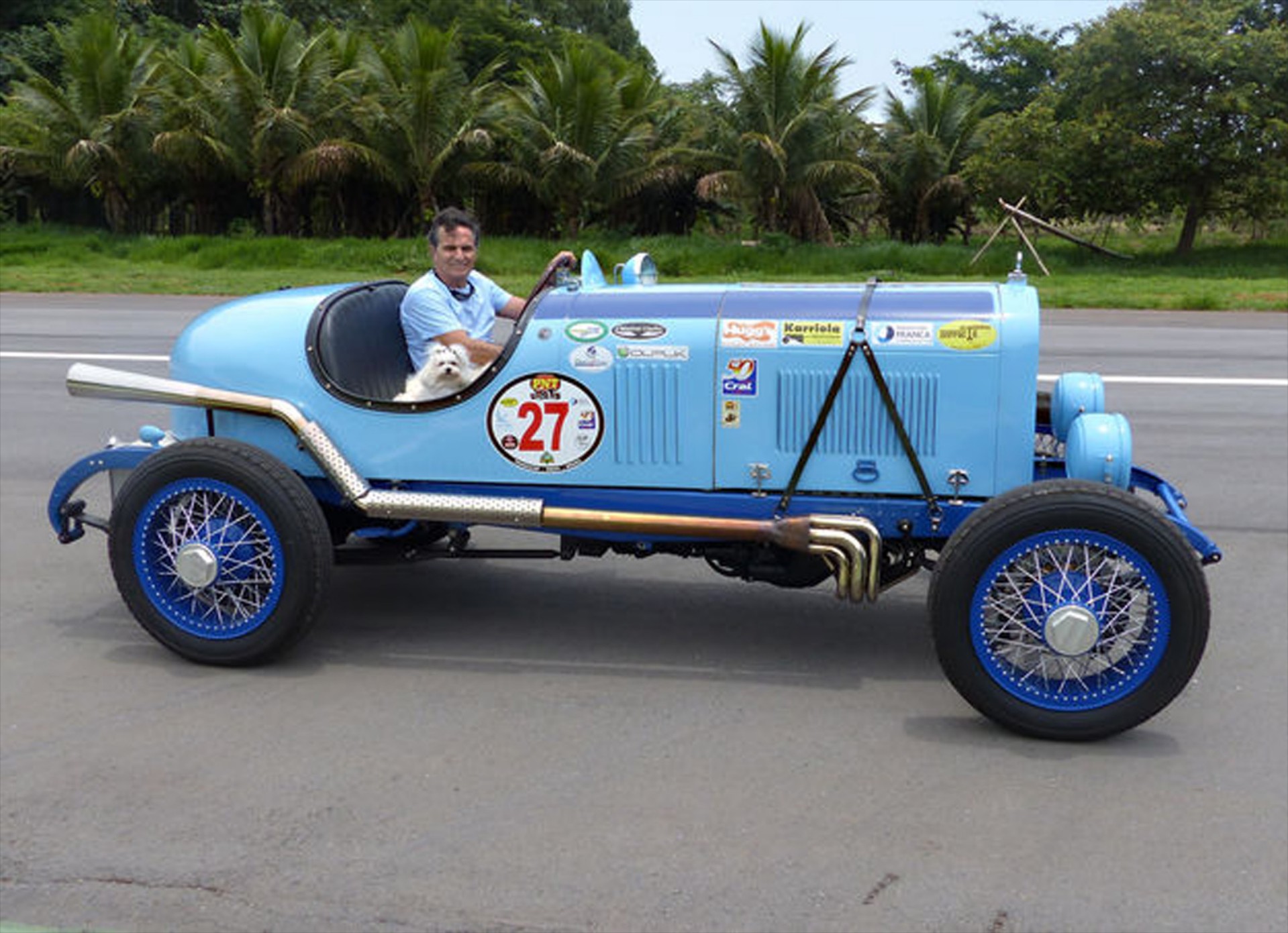 Το γκαράζ του Nelson Piquet σου «παίρνει» το μυαλό