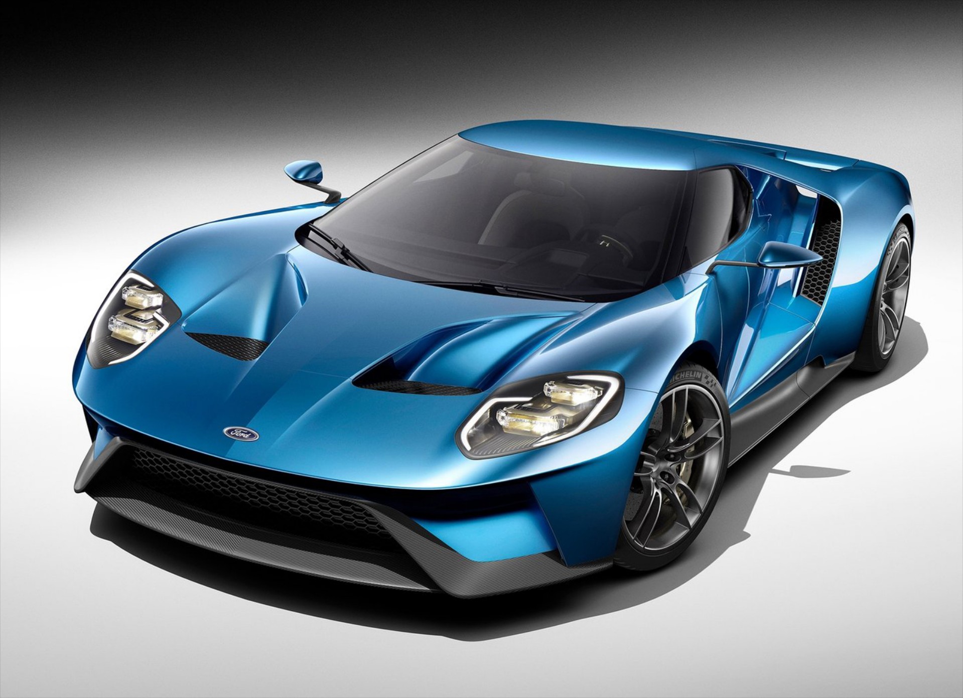 Νέος τύπος παρμπρίζ για το Ford GT