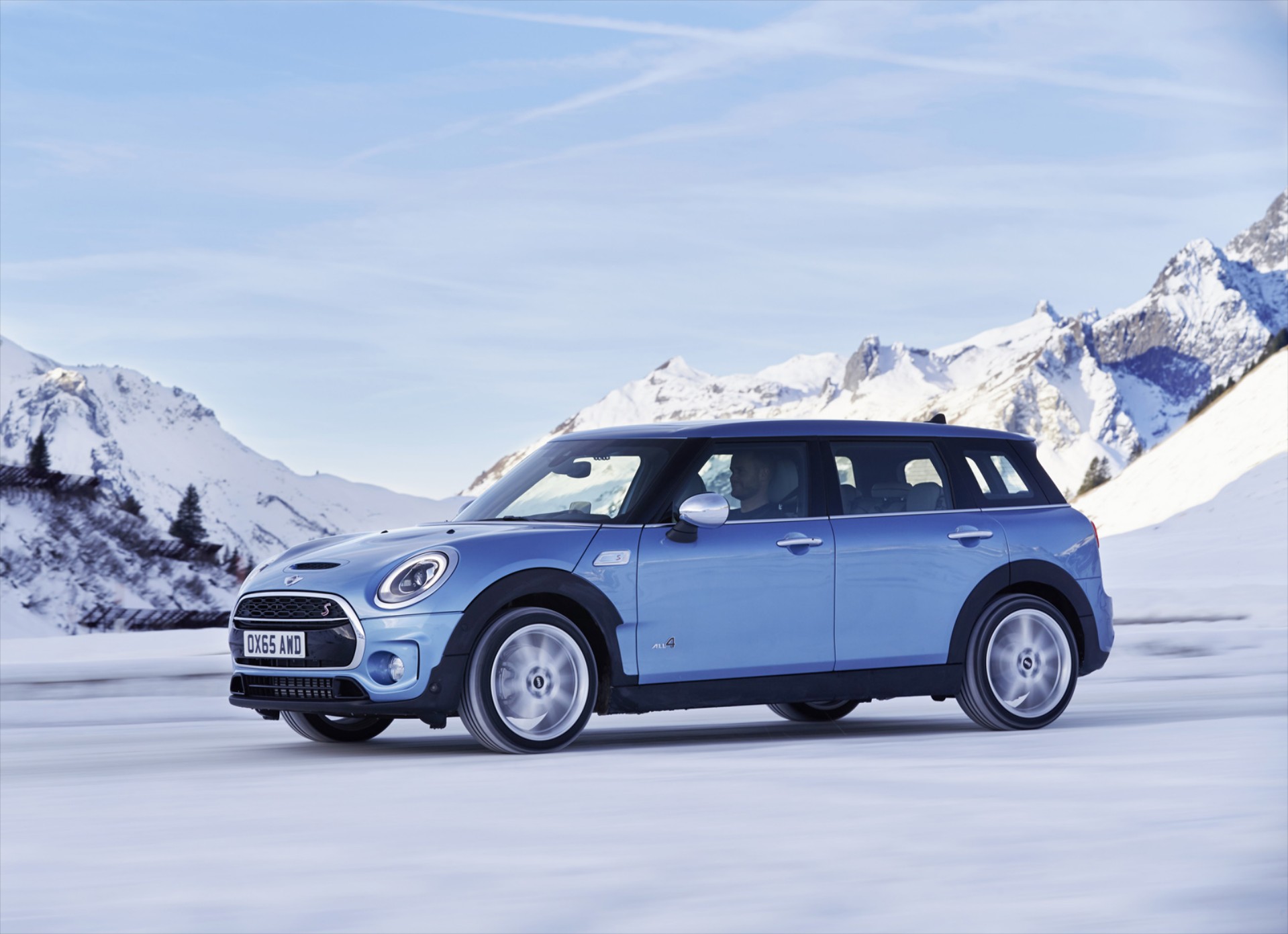 Το νέο Mini Clubman ALL4 πάει στα χιόνια