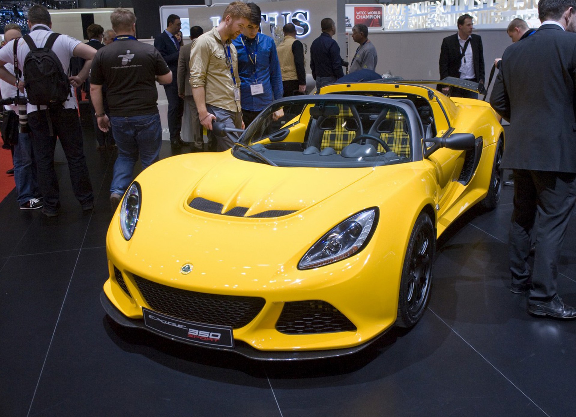 Lotus Exige Sport 350 με βάρος 1.125 kg