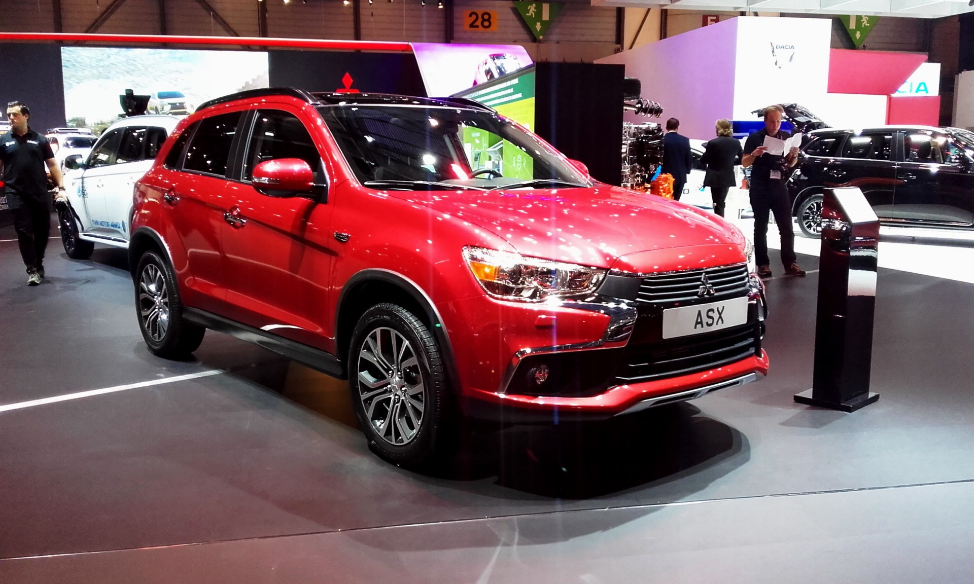 Νέα μάσκα για το Mitsubishi ASX