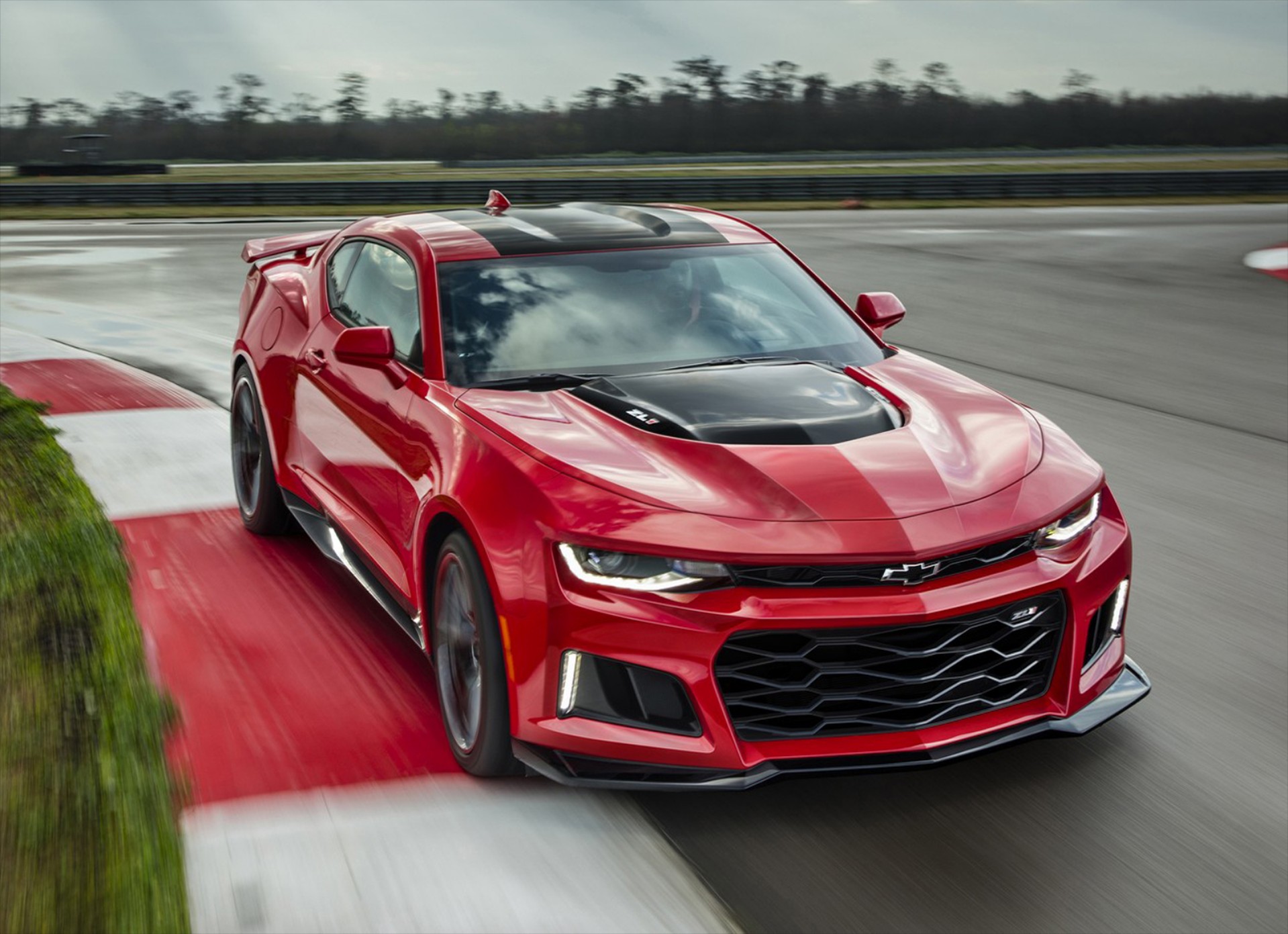 Νέα Chevrolet Camaro ZL1 με 650 PS (+video)