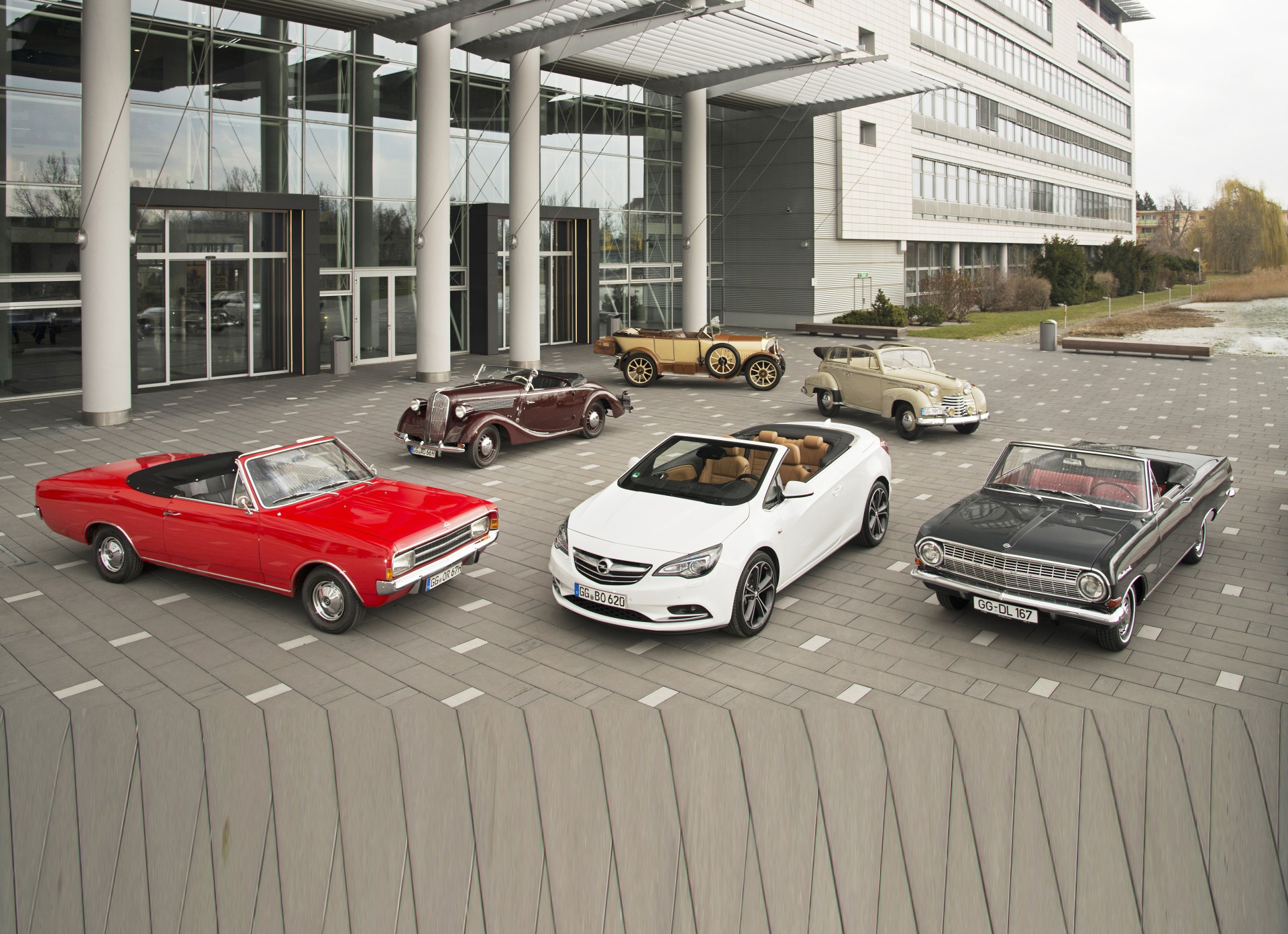 Η ιστορία των 100+ χρόνων των «ανοιχτών» Opel