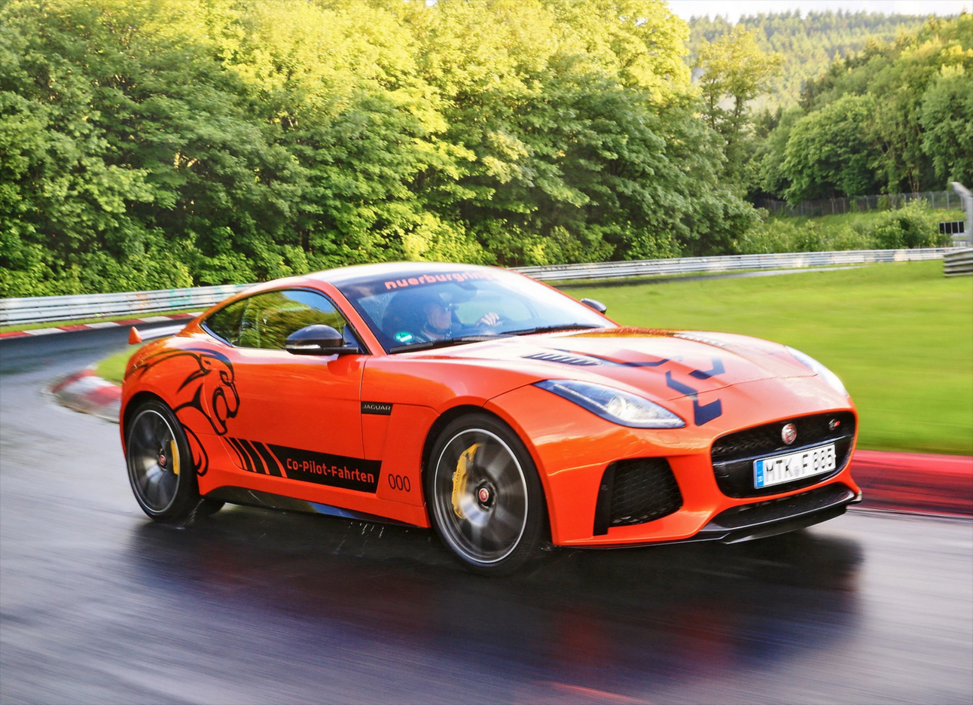 Βόλτα στο Nurburgring με 