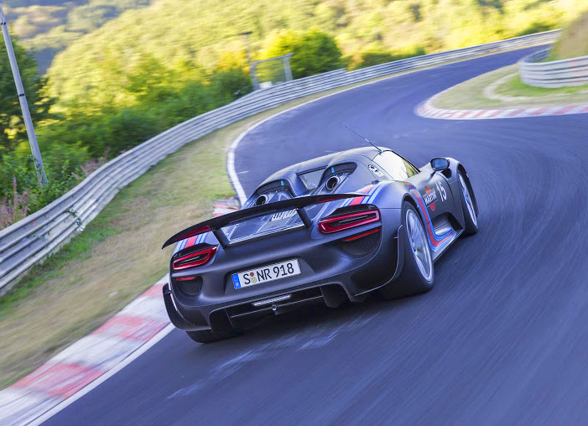 Τα 10 γρηγορότερα αυτοκίνητα στο Nurburgring