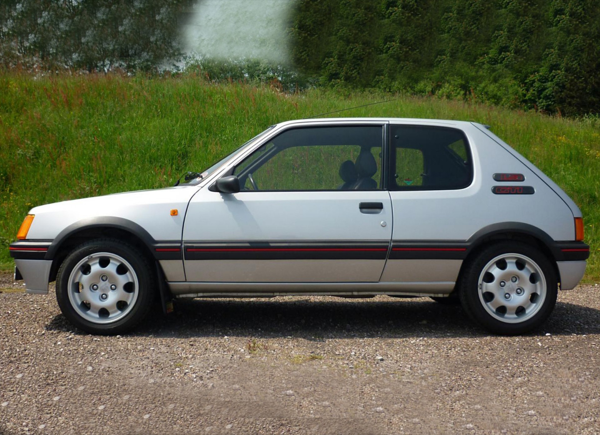 Ρεκόρ πώλησης ενός Peugeot 205 GTI του 1989