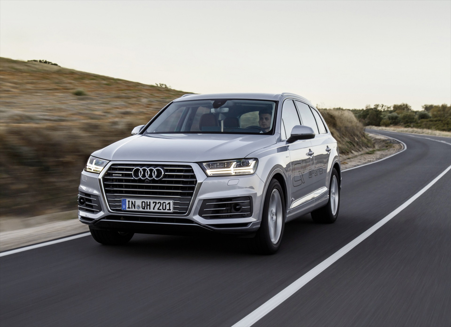 Νέες ισχυρές εκδόσεις για το Audi Q7 