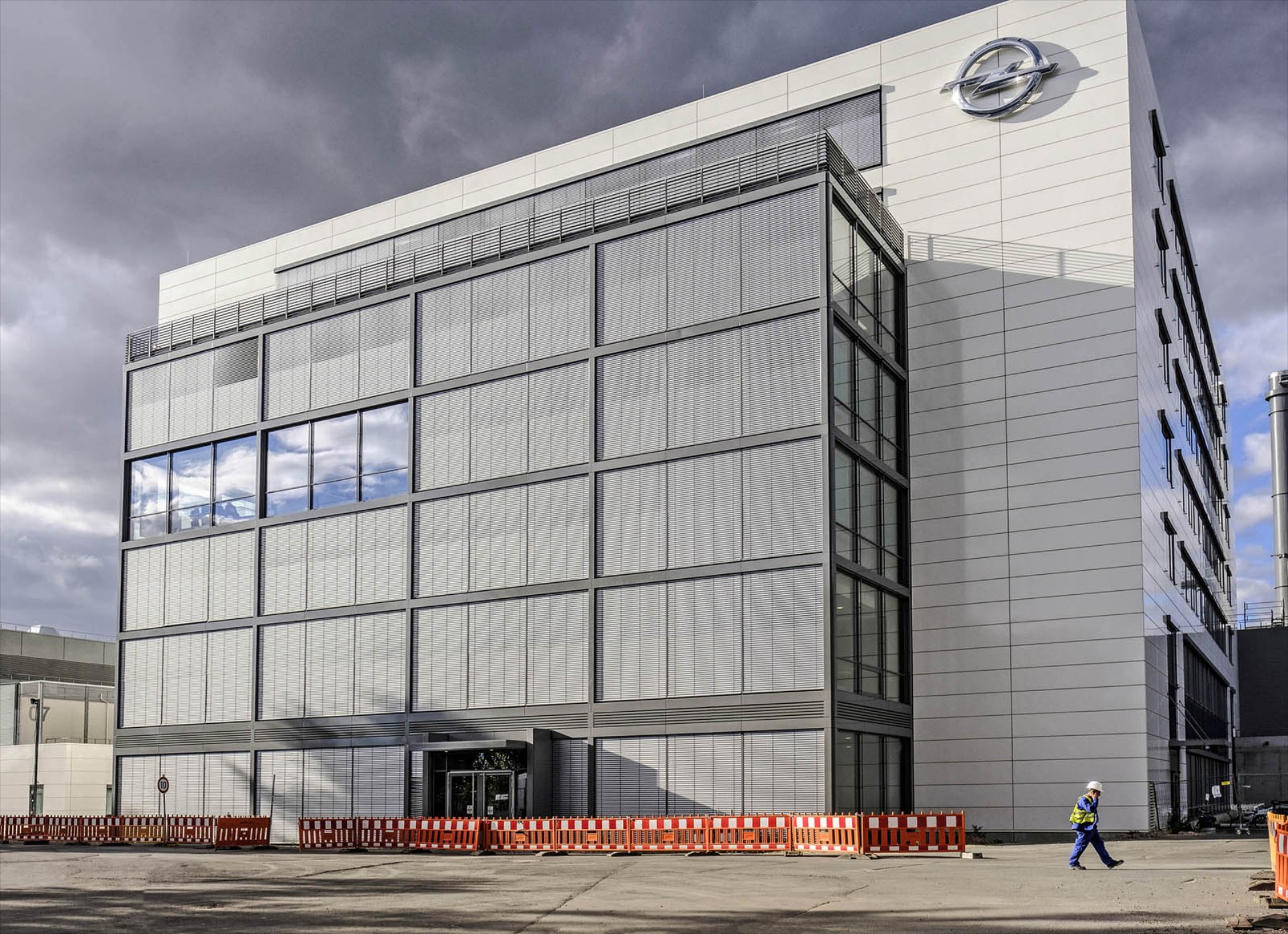 Νέο εργοστάσιο κινητήρων για την Opel