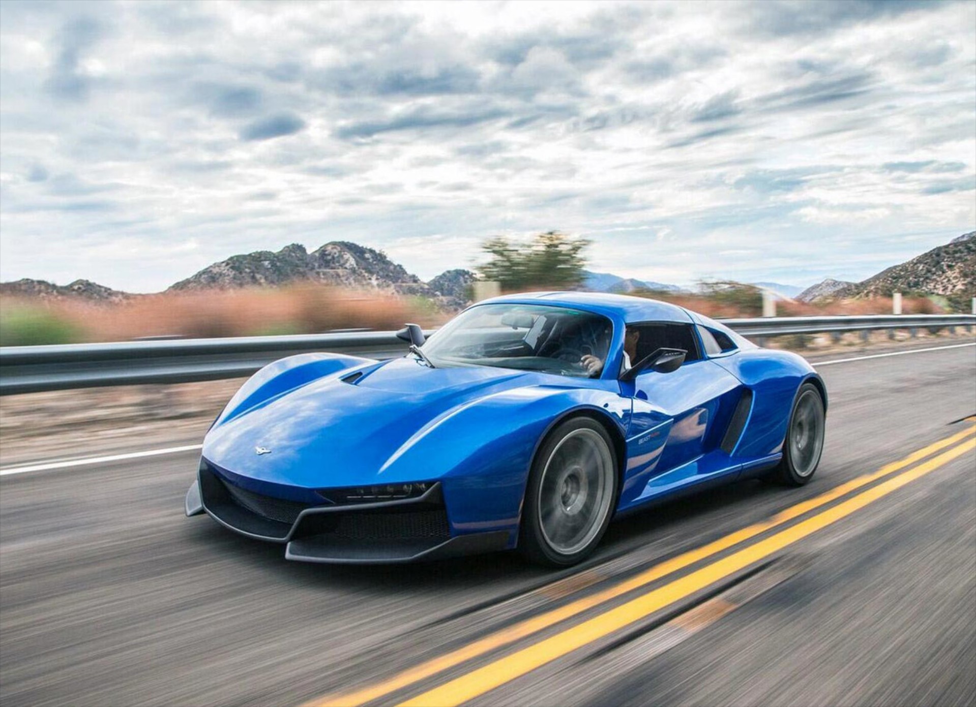 500 PS και 900 κιλά για το «Θηρίο» της Rezvani