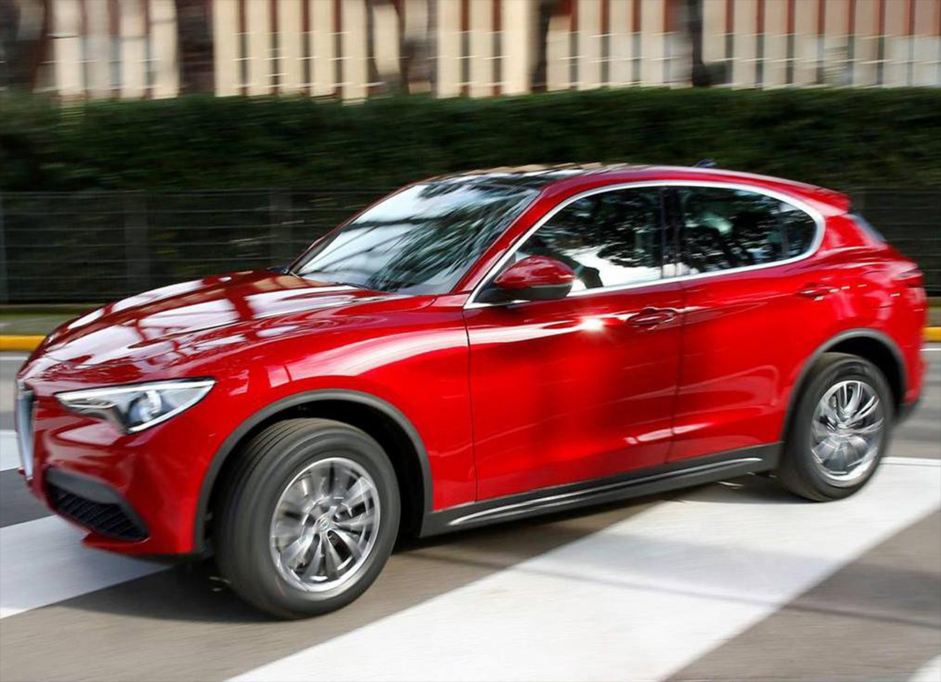 Αυτή είναι η «απλή» Alfa Romeo Stelvio