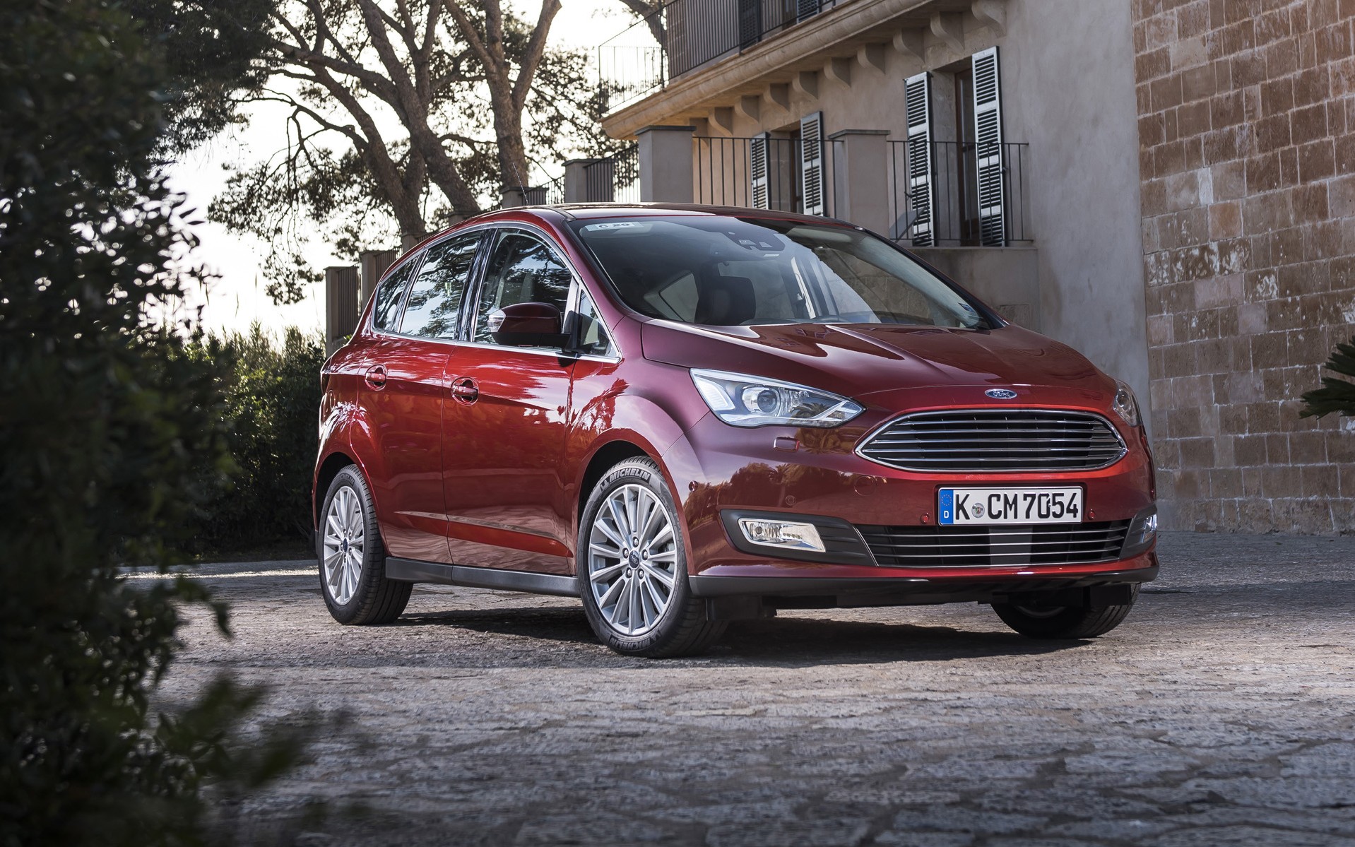 <br />
<b>Notice</b>:  Undefined property: stdClass::$title in <b>/home/www3gocar/public_html/templates/t2024/ice_c/9a1326b63621589c2d0ae49576f7df8a09573c42_0.file.box.featured.tpl.php</b> on line <b>89</b><br />
