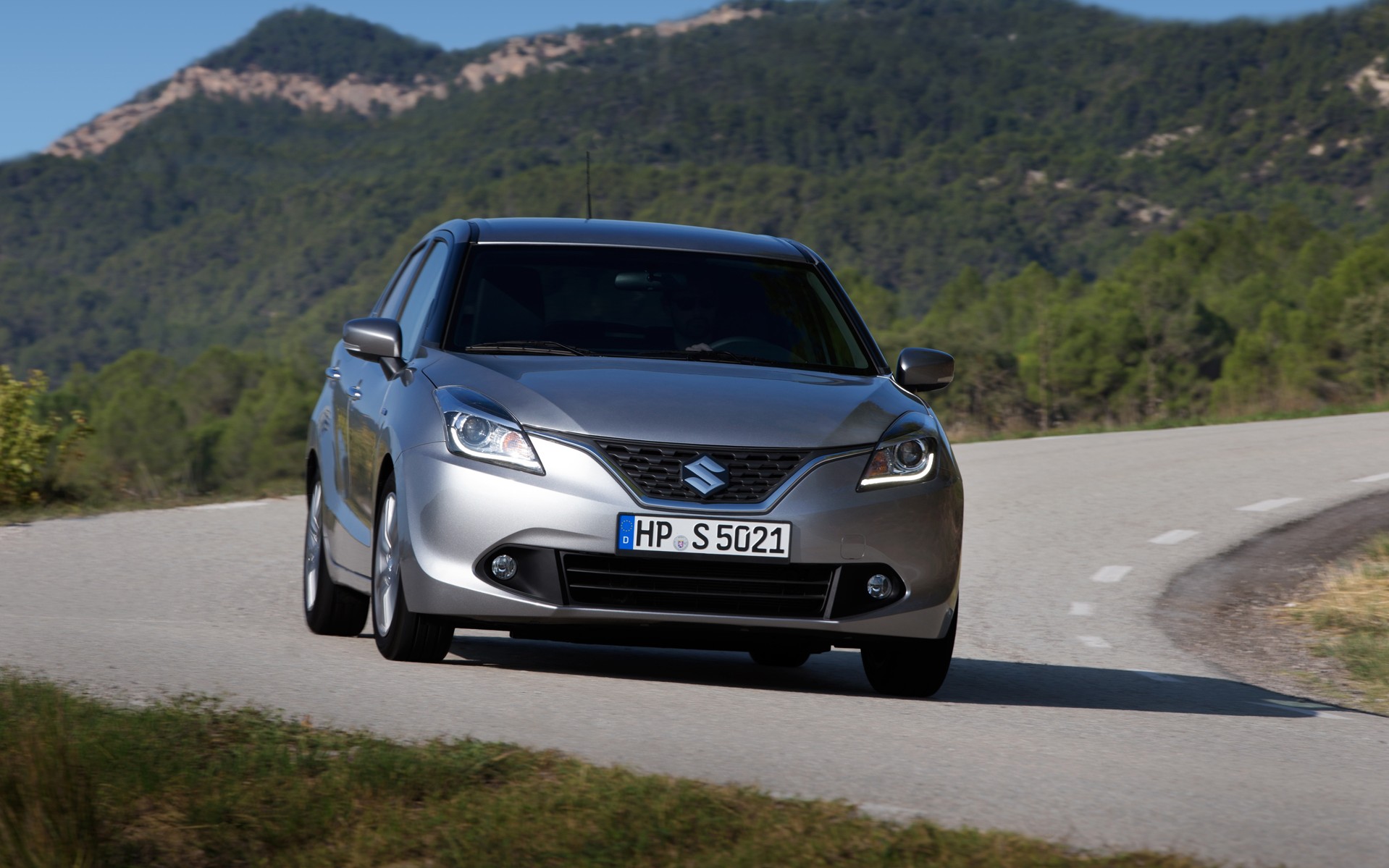 Suzuki Baleno: Όλες οι εκδόσεις, οι τιμές και οι εξοπλισμοί αναλυτικά