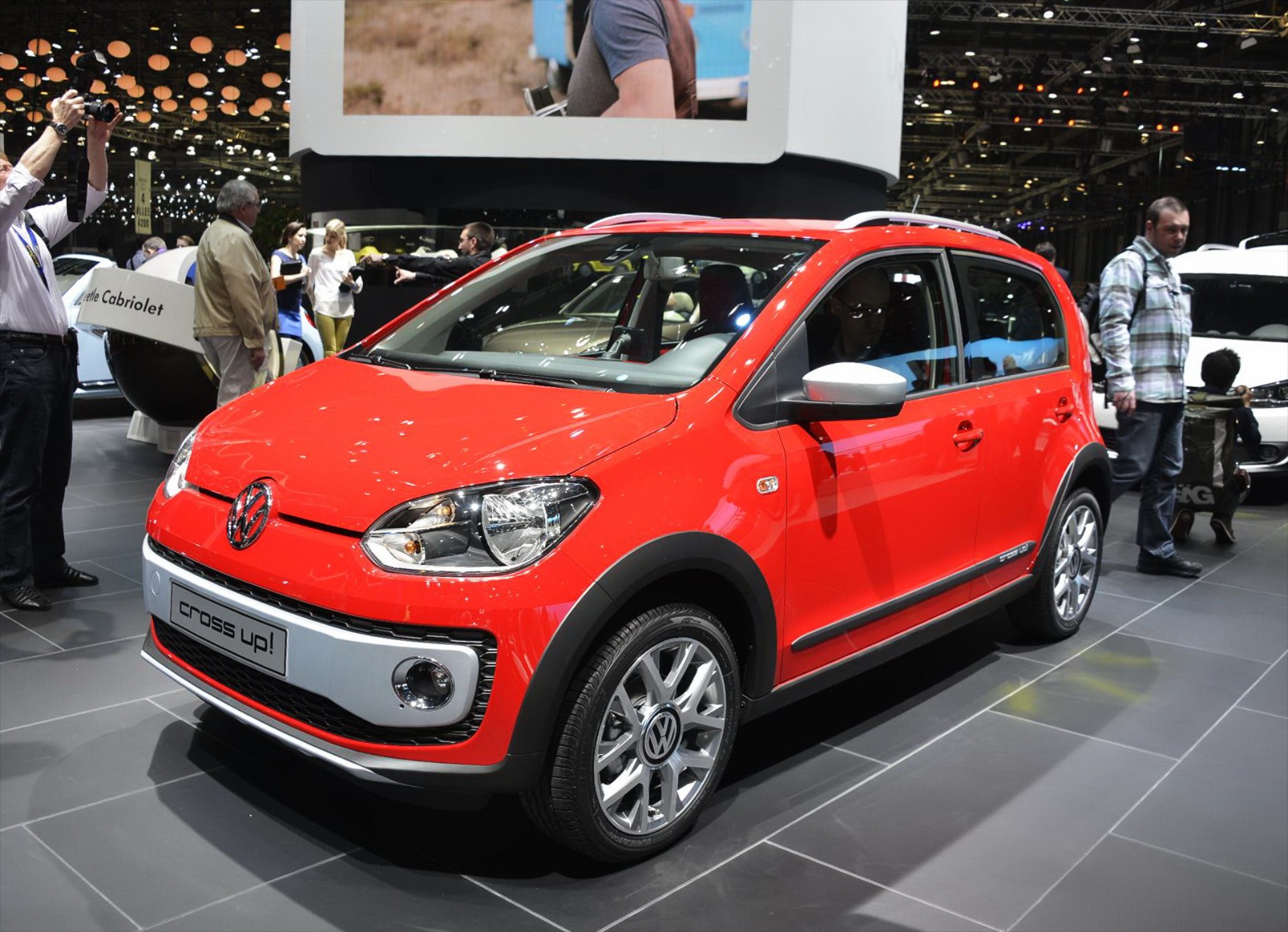 Στη Γενεύη το νέο VW Cross Up!