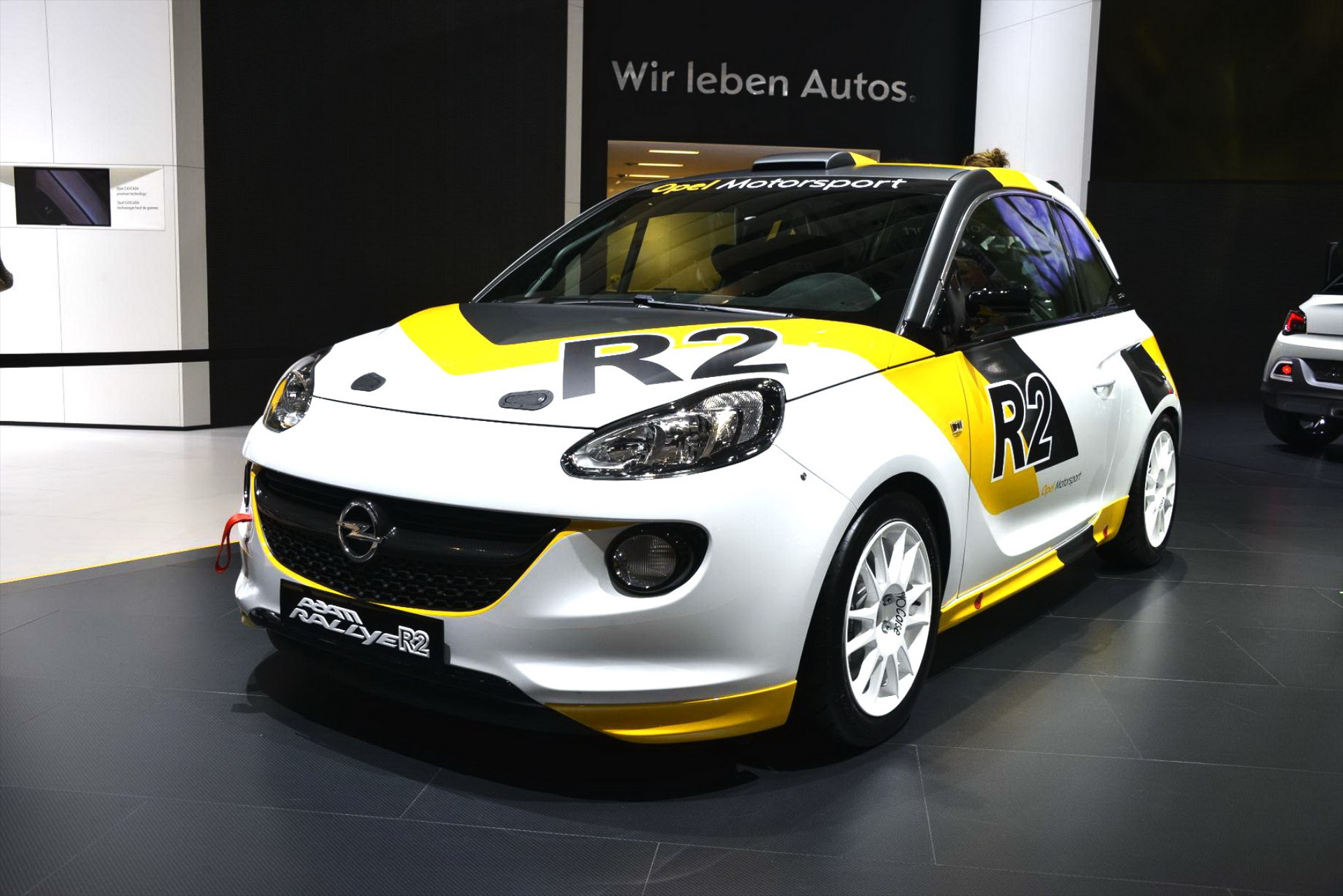 Opel Adam R2