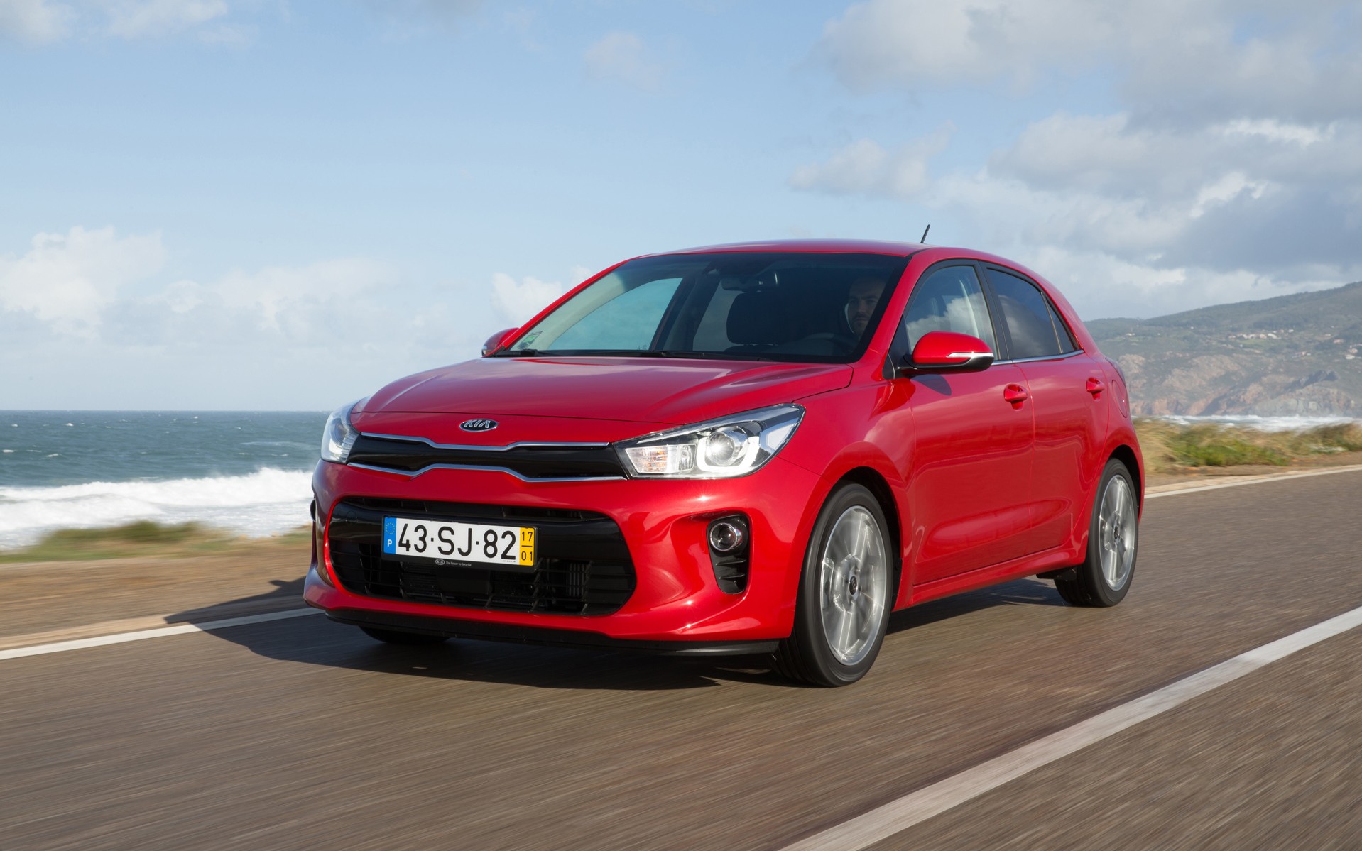 ΟΔΗΓΟΥΜΕ το νέο Kia Rio