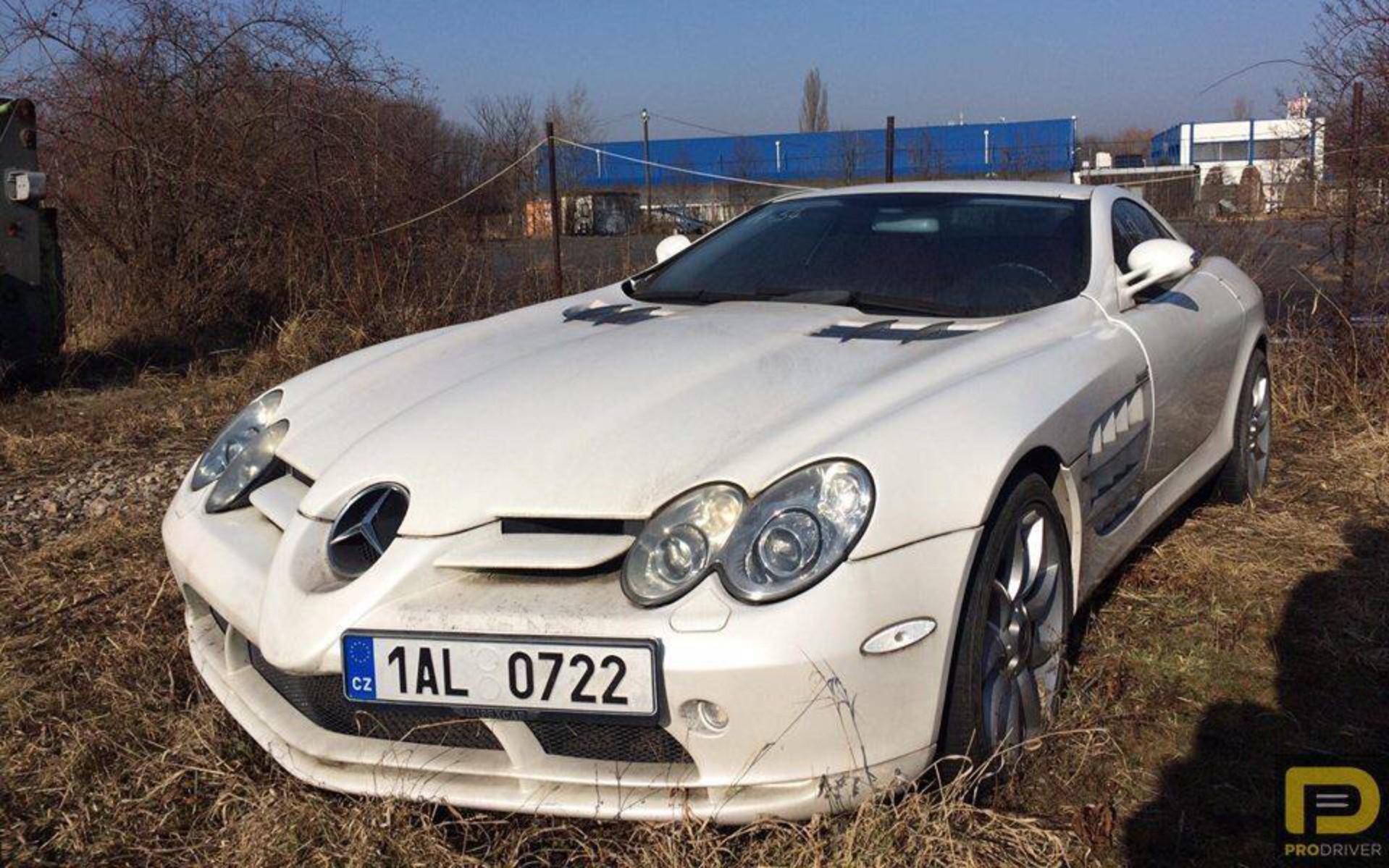 Παρατημένη Mercedes-Benz SLR McLaren από το 2011