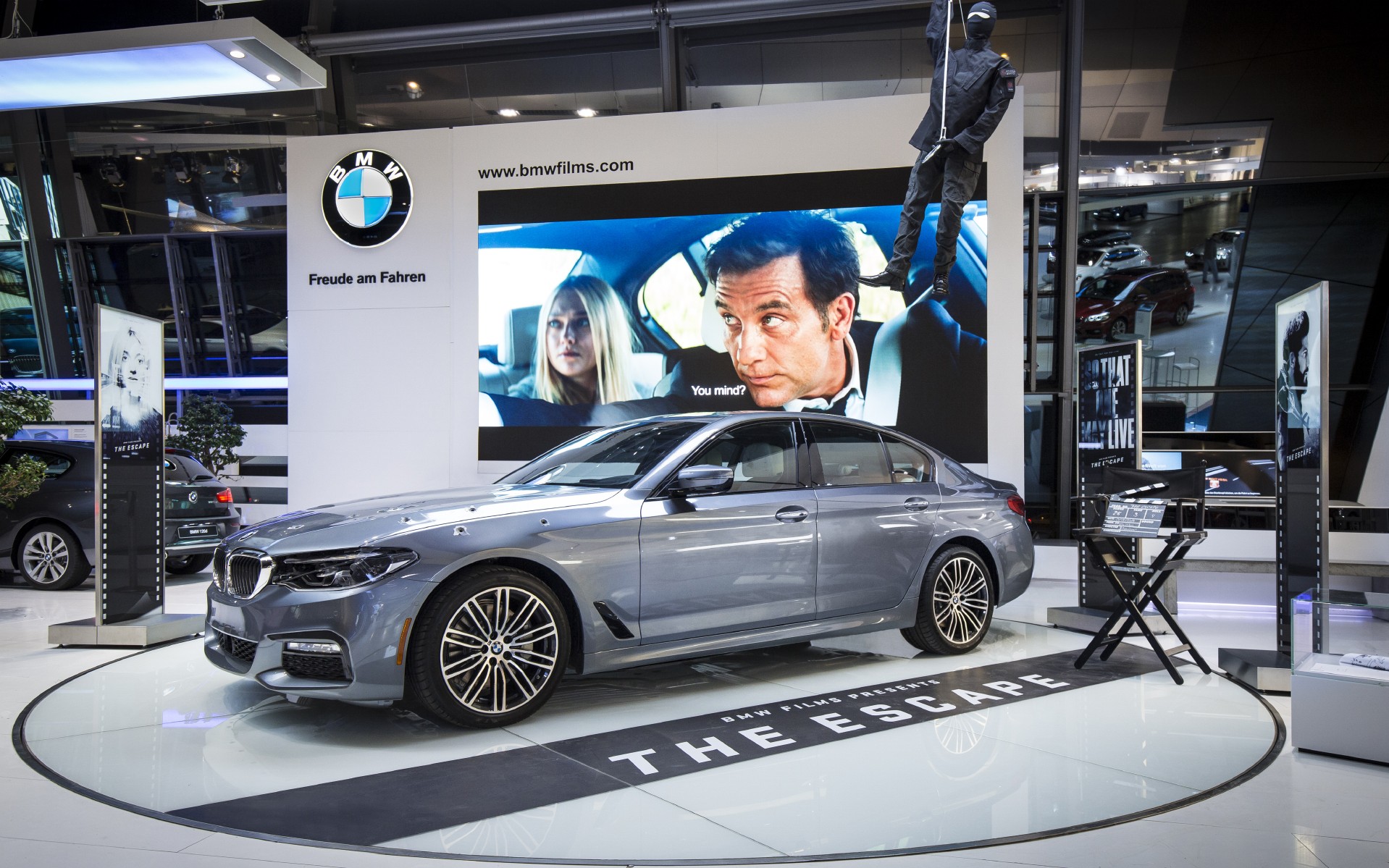 Η νέα BMW Σειρά 5 στο… φυσικό της περιβάλλον (;)