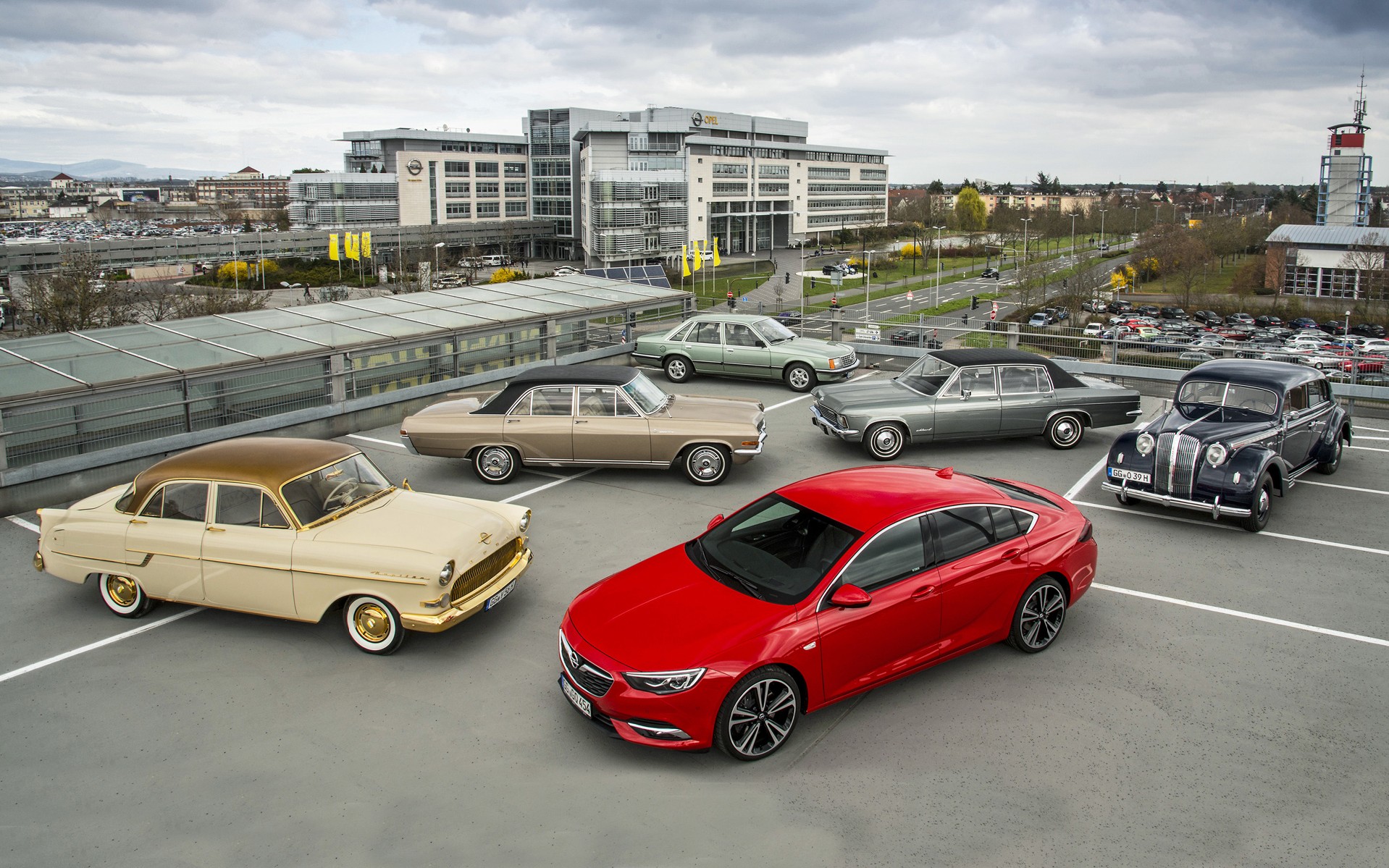 Η ιστορία των μεγάλων αυτοκινήτων της Opel